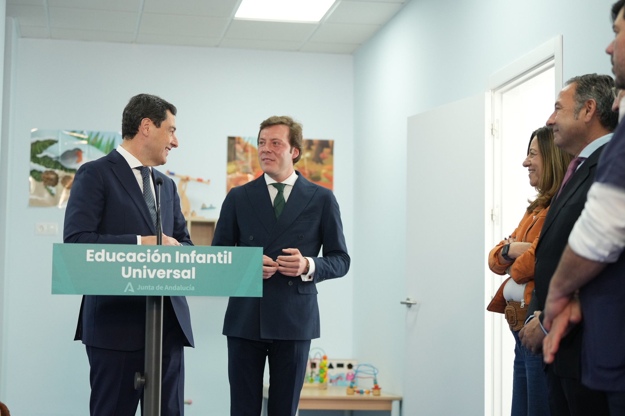 Moreno durante el anuncio de la gratuidad de las guarderías.