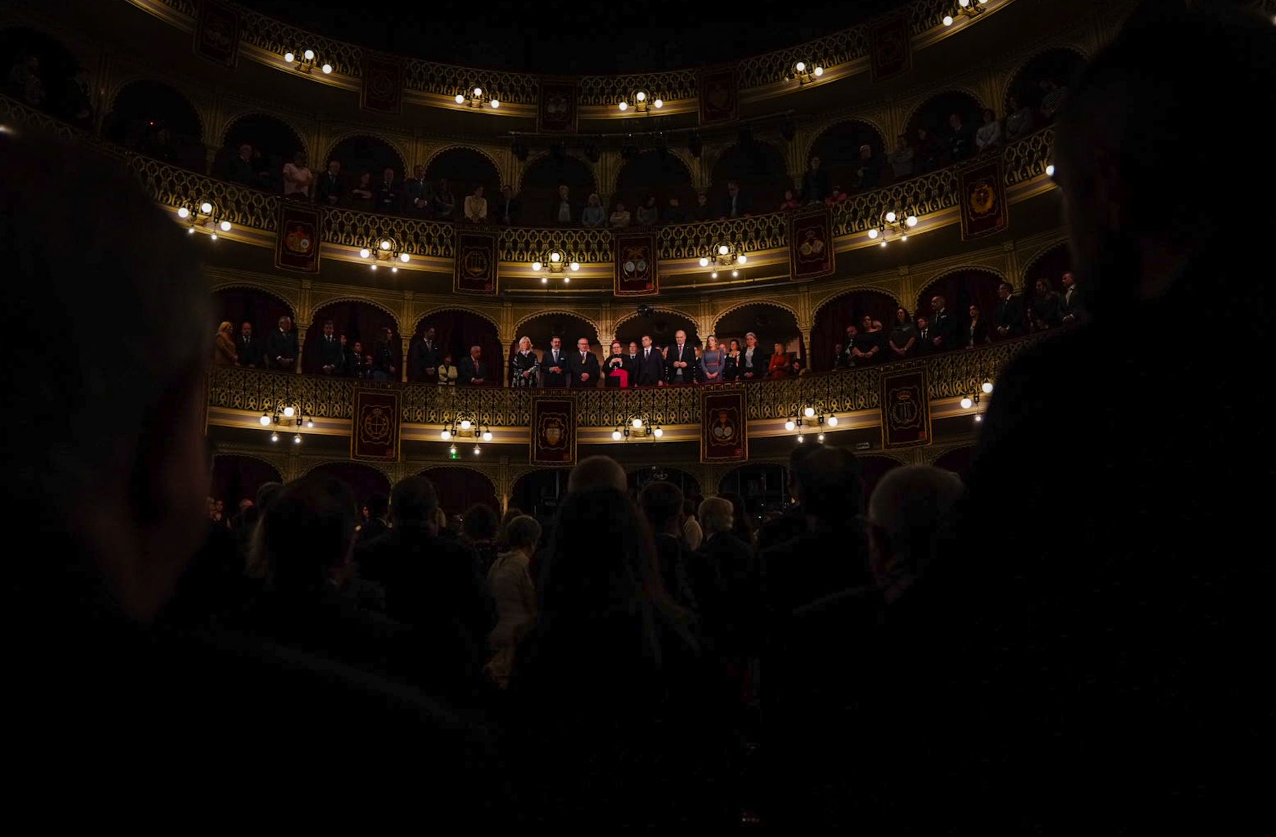 El Gran Teatro Falla rendido ante el Pregón de Pablo Durio para la Semana Santa de Cádiz 2026