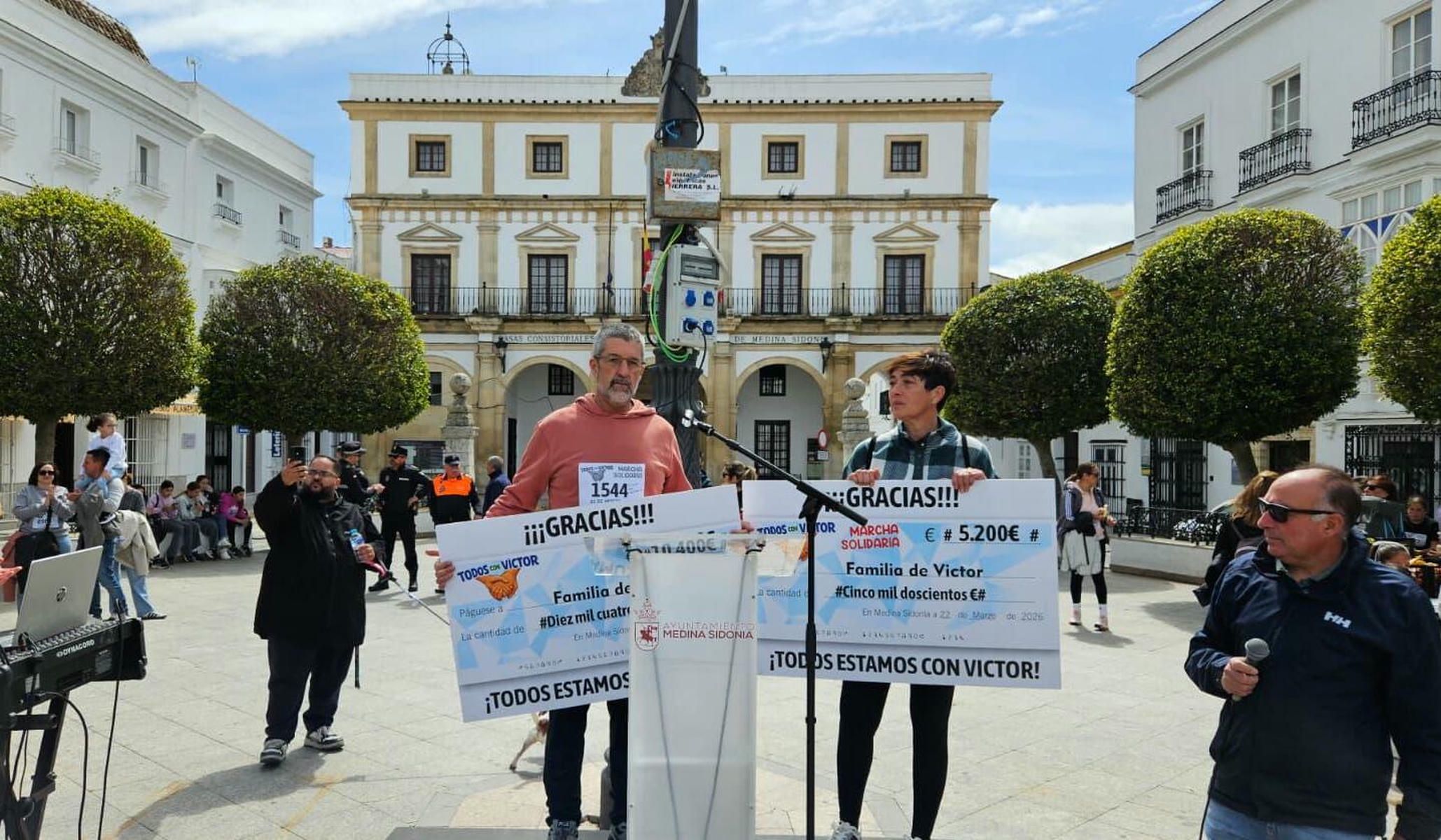 Familiares de Víctor agradecen el cariño y apoyo demostrado por Medina Sidonia