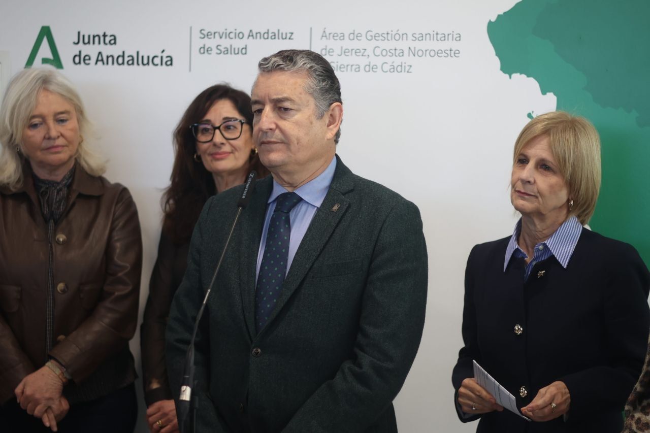 comunidad salud mental hospital jerez consejero Antonio Sanz Maria Jose Garcia Pelayo