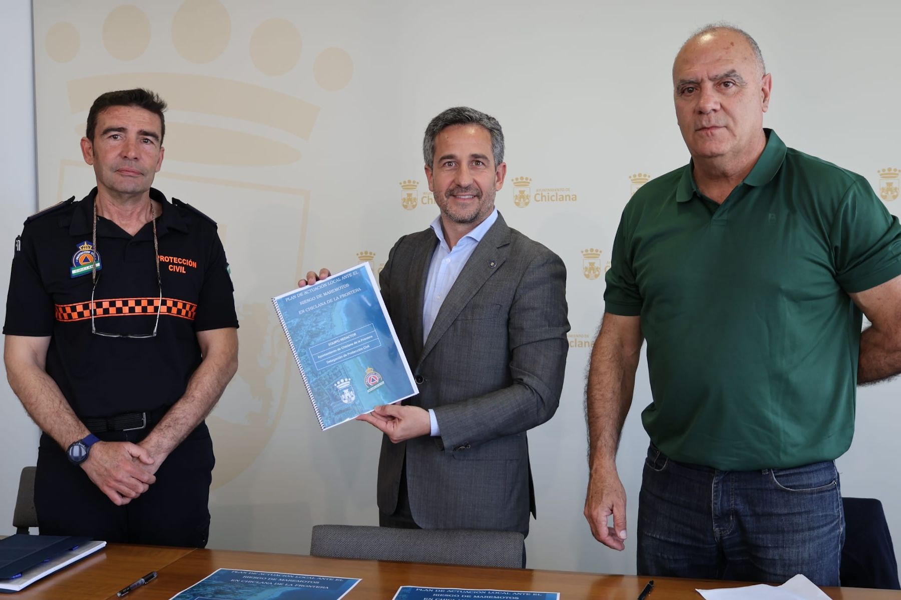 Presentación del plan local de emergencias ante maremotos en Chiclana.