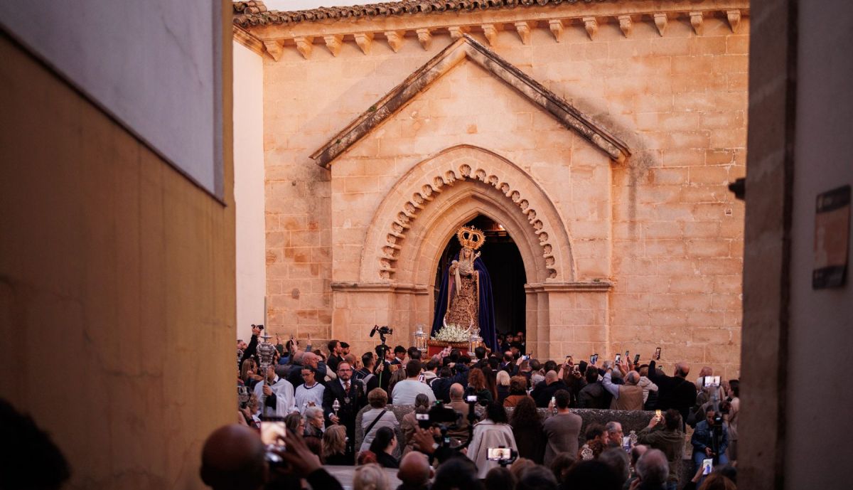 TRASLADO  DE LA HERMANDAD DE LAS TRES CAIDAS 06