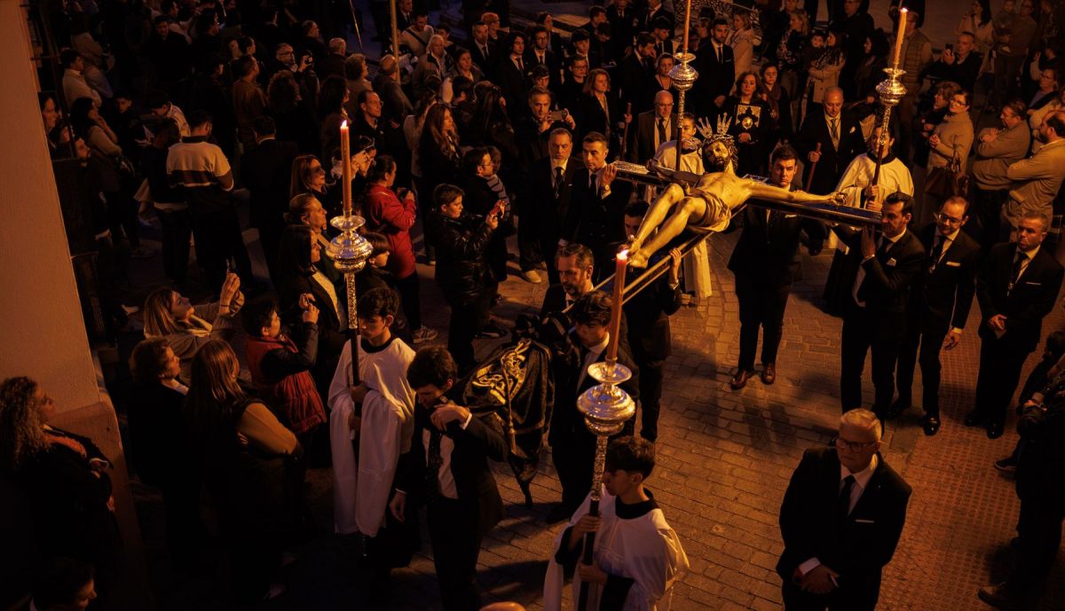 TRASLADO  DE LA HERMANDAD DE LAS TRES CAIDAS 16