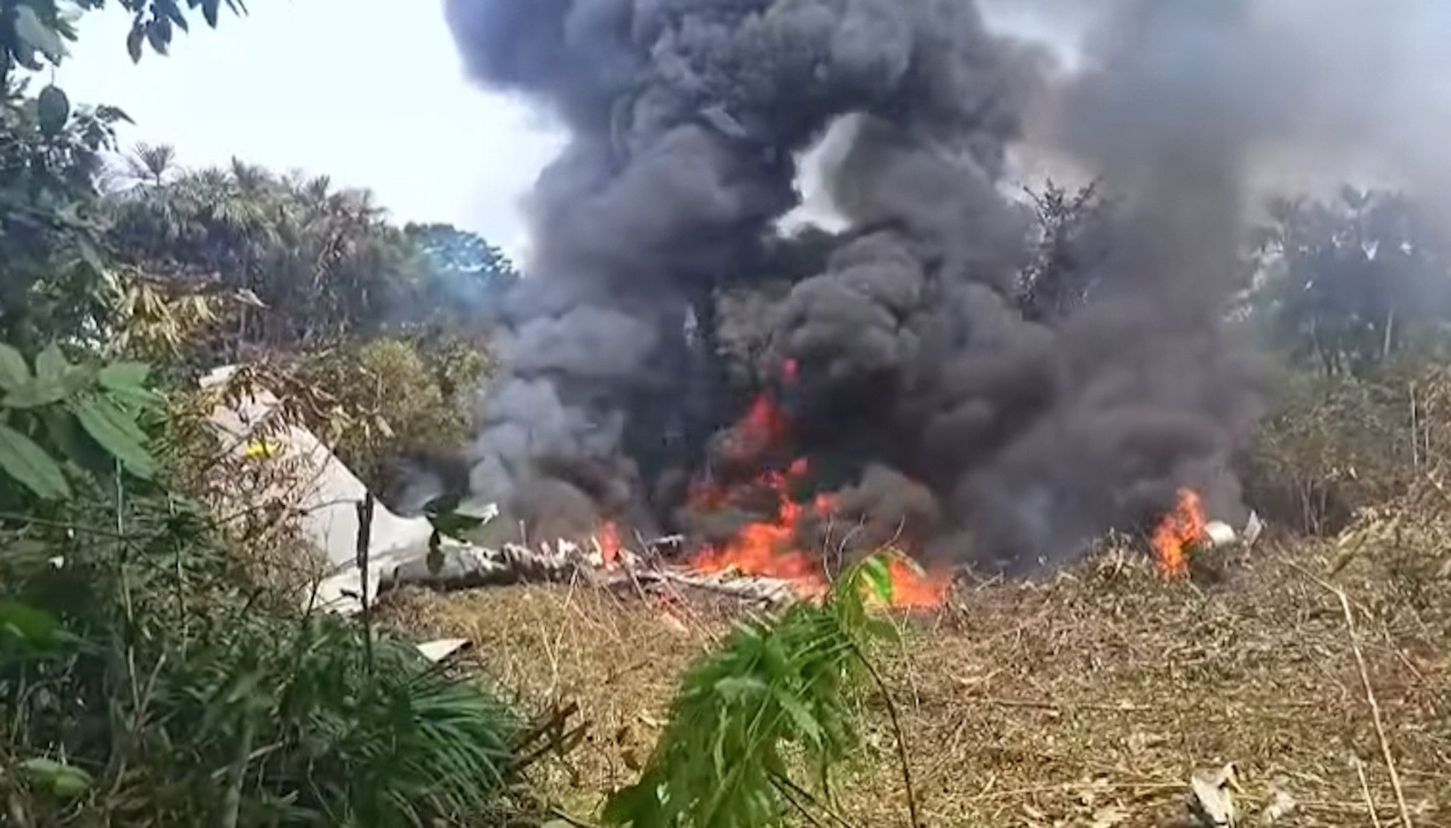 Avión militar estrellado en Colombia.