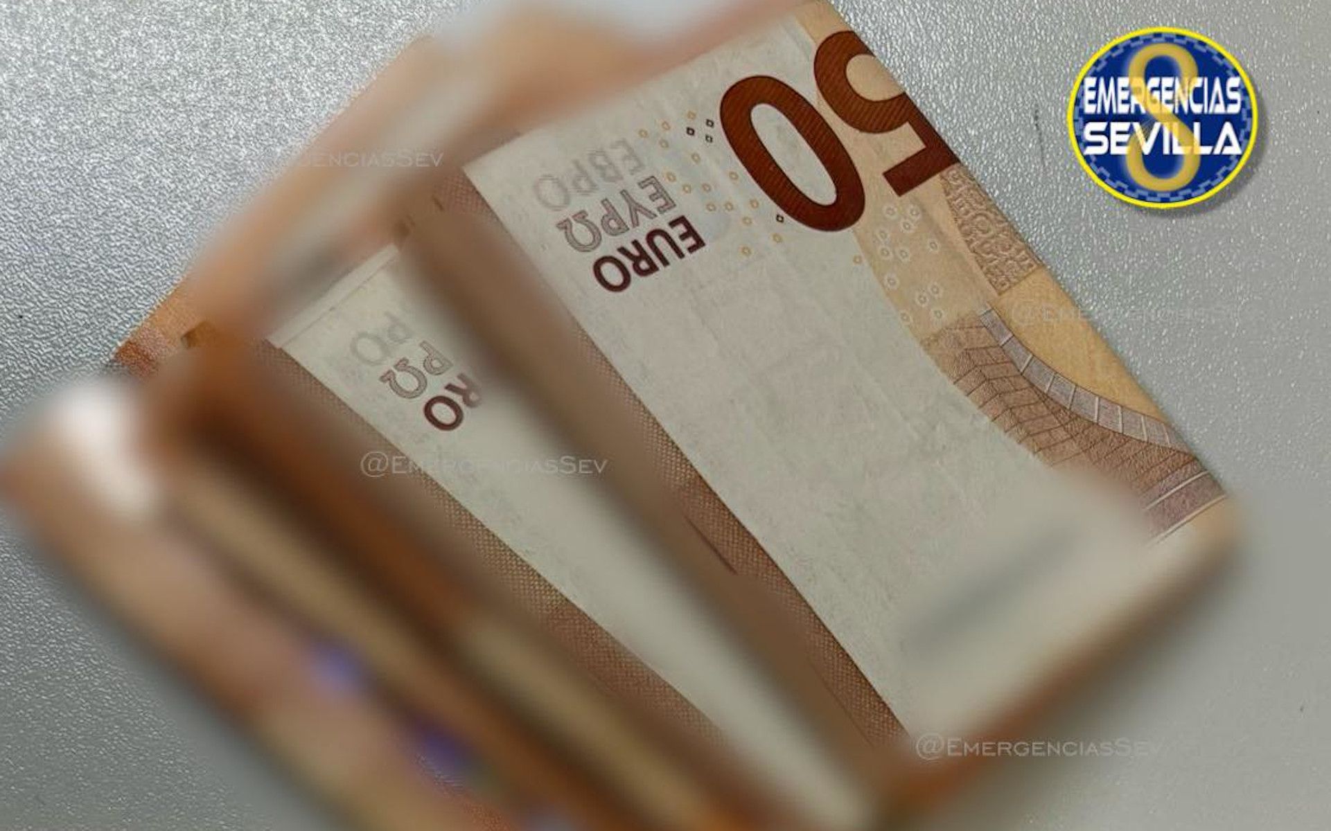Dinero encontrado en un parque en Sevilla.