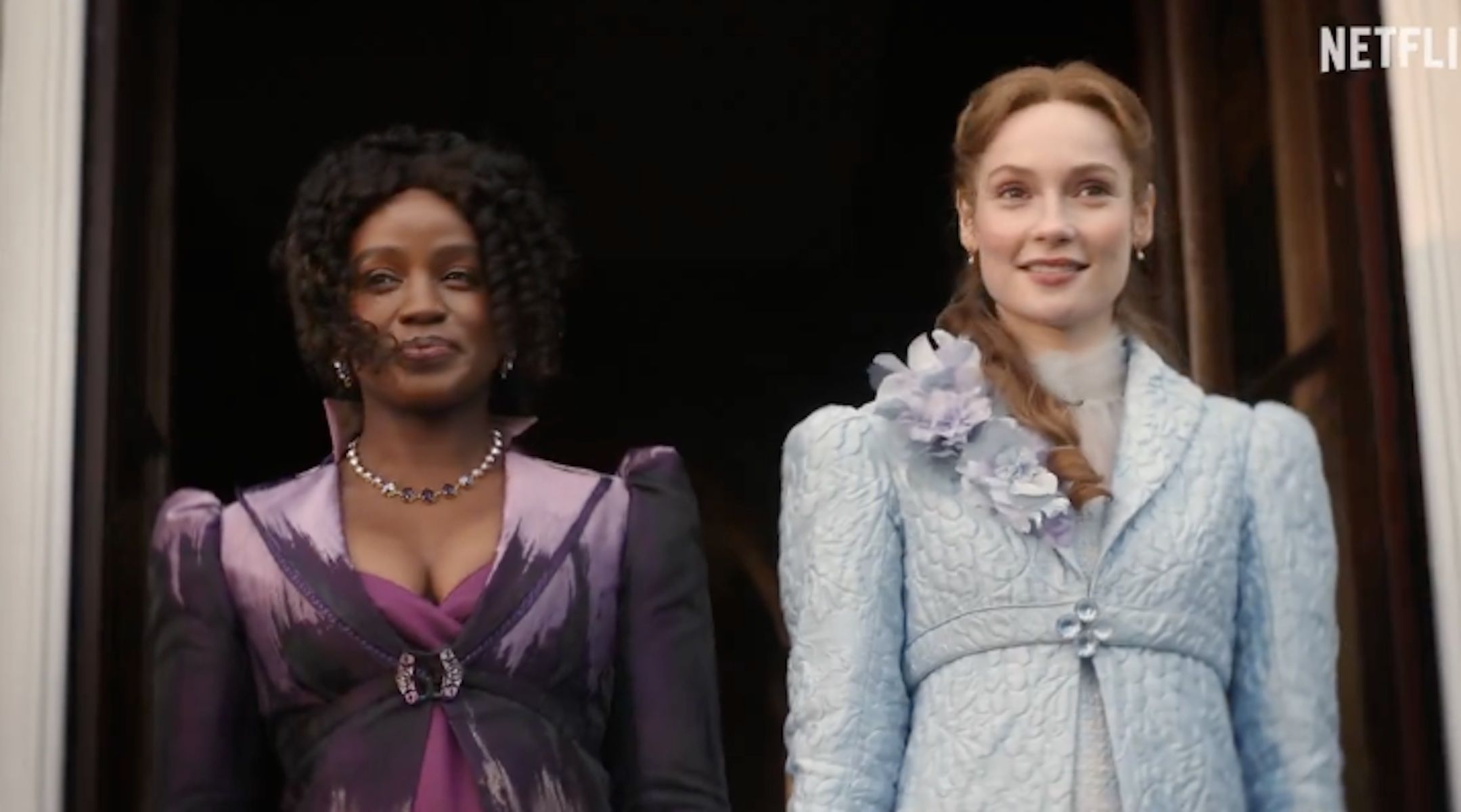 Michaela y Francesca, nuevas protagonistas de 'Los Bridgerton'.