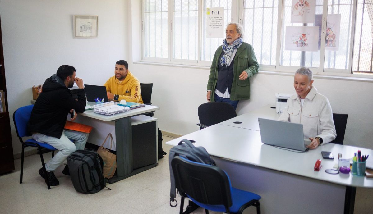 PEPE CHAMIZO DEFENSOR DEL PUEBLO 15