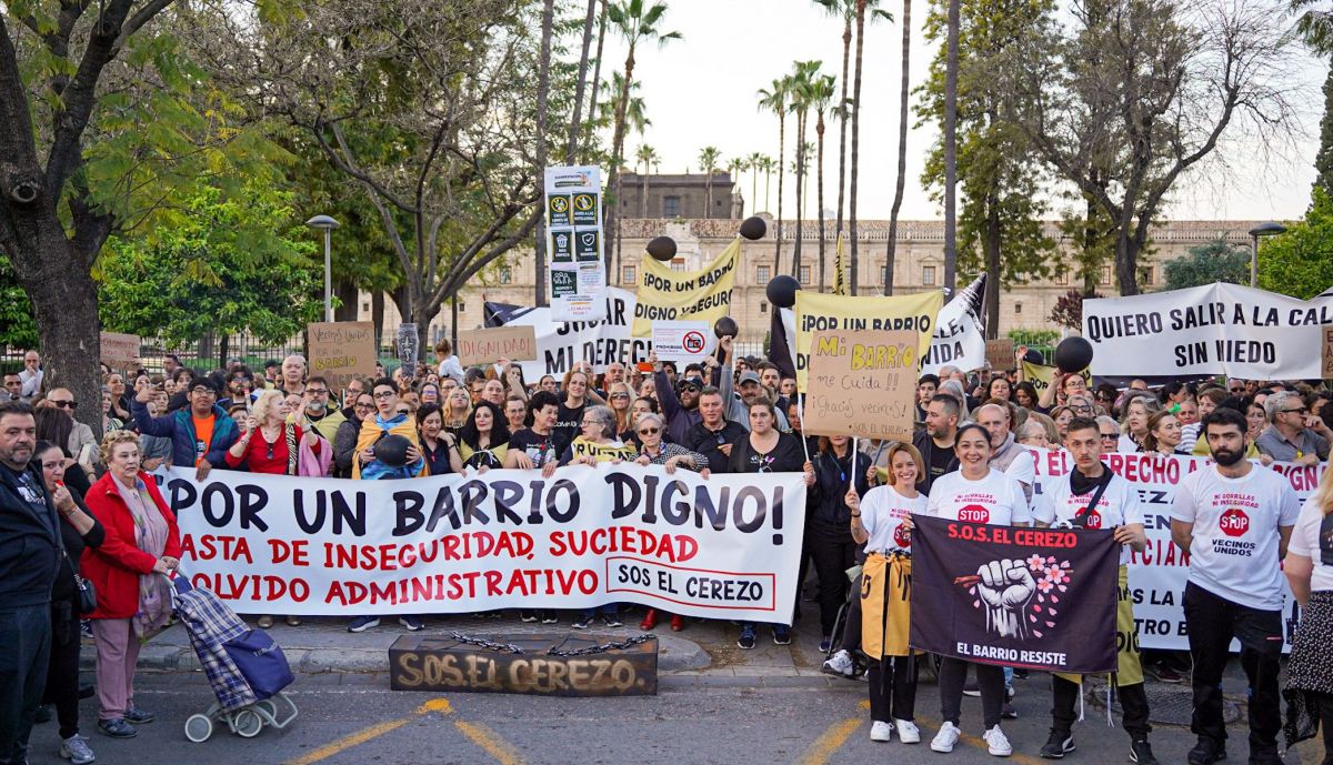 Otra imagen de la manifestación en El Cerezo.