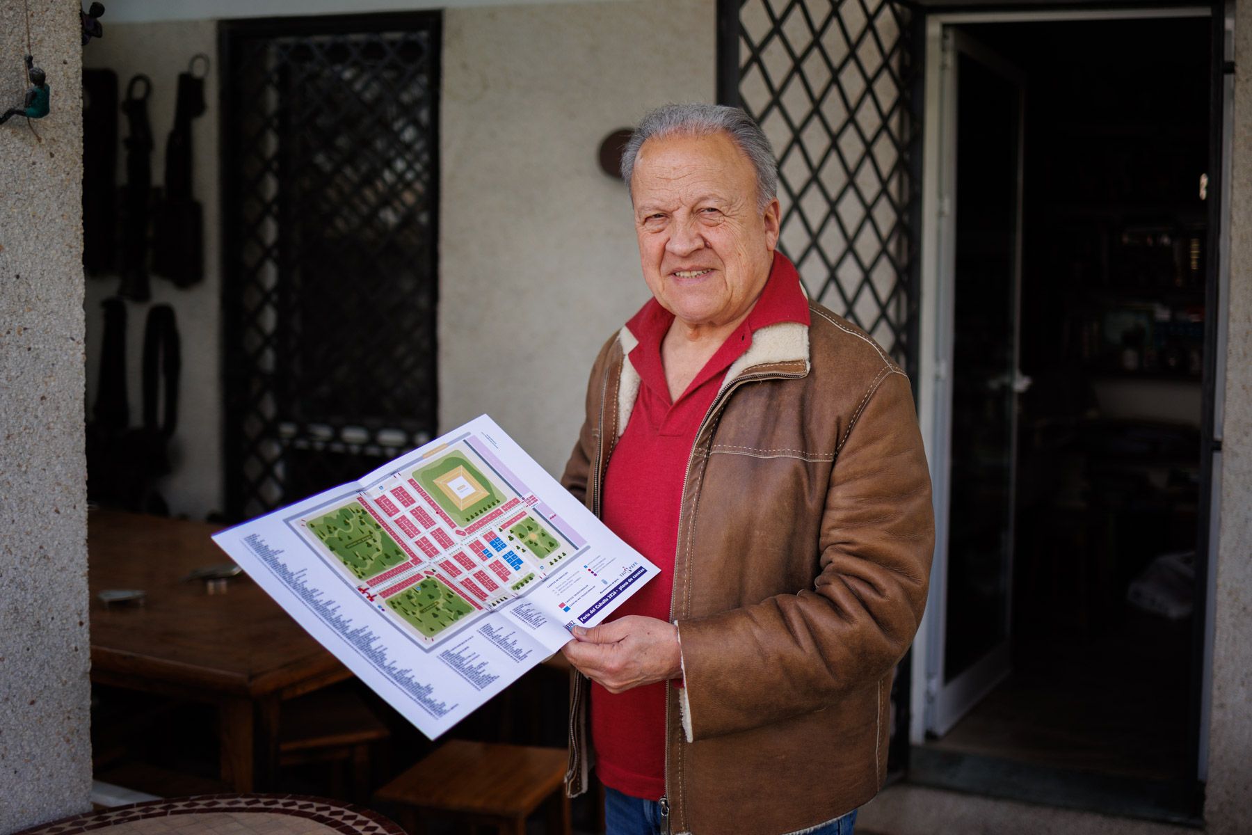 Pedro Pacheco muestra el plan de la Feria del Caballo de este año.