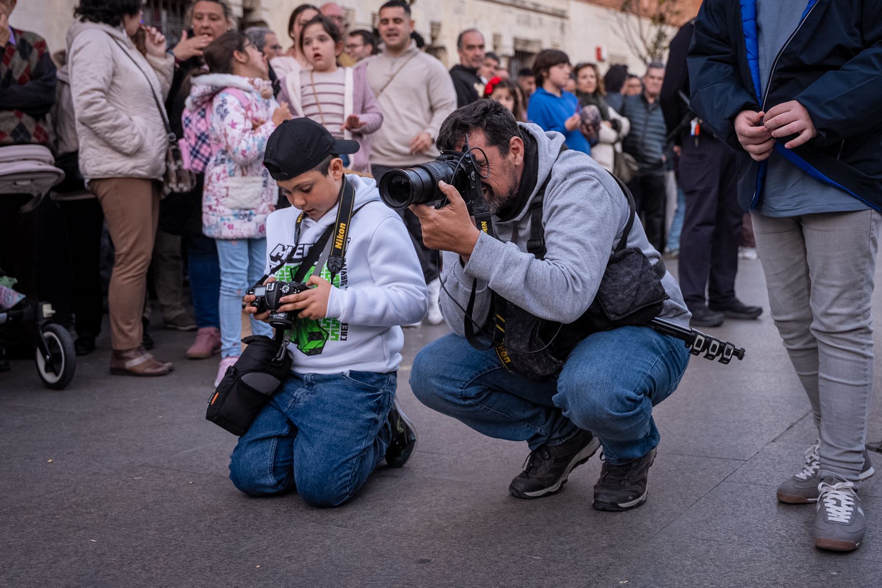 El Viernes de Dolores, antesala de la Semana Santa en Cádiz