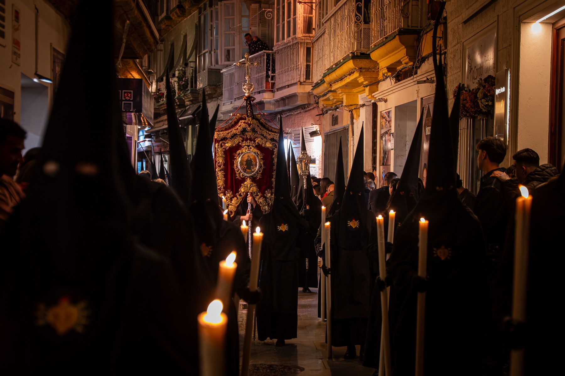 El Viernes de Dolores, antesala de la Semana Santa en Cádiz