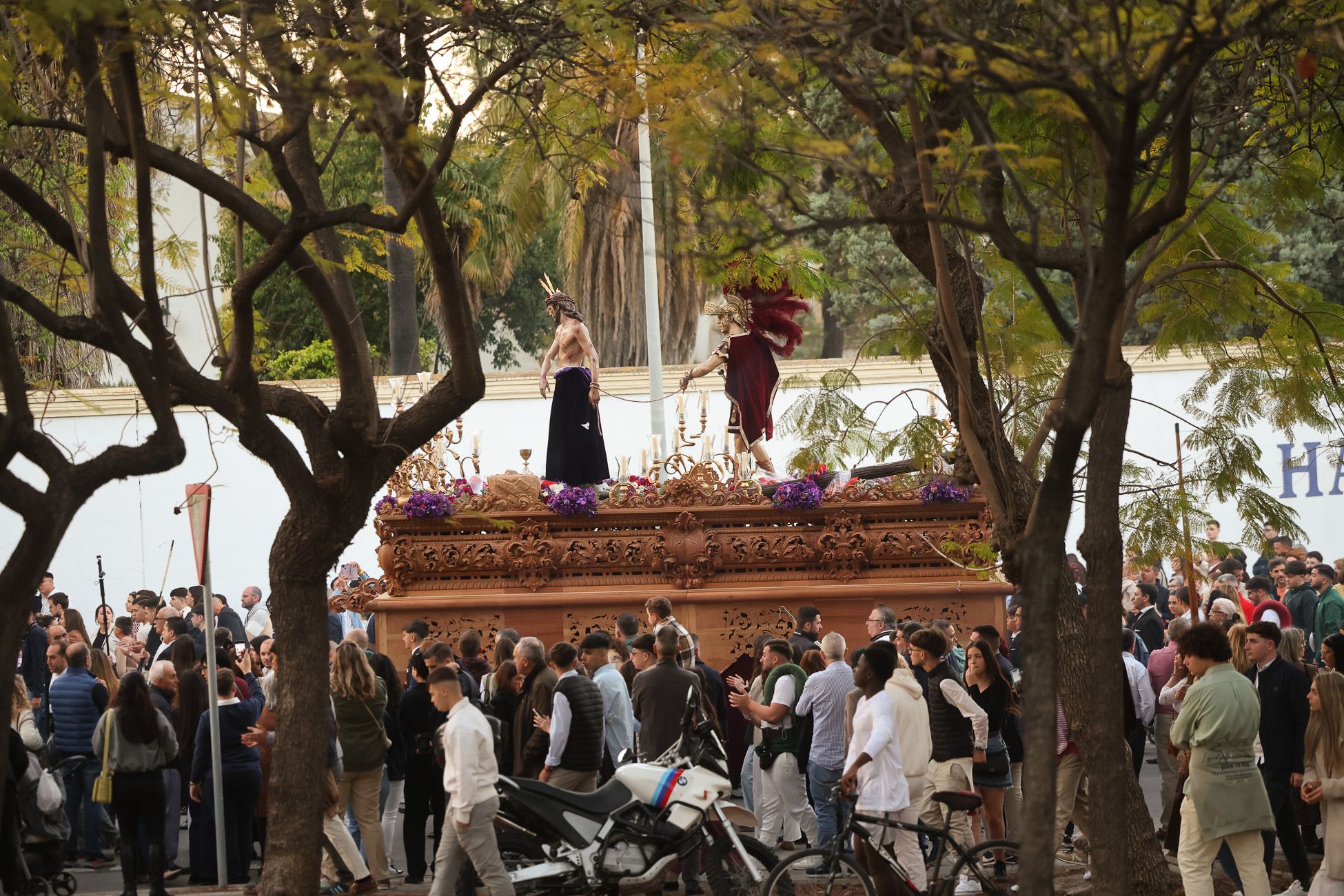 Otra imagen del paso de misterio de Humildad de Barbadillo. 