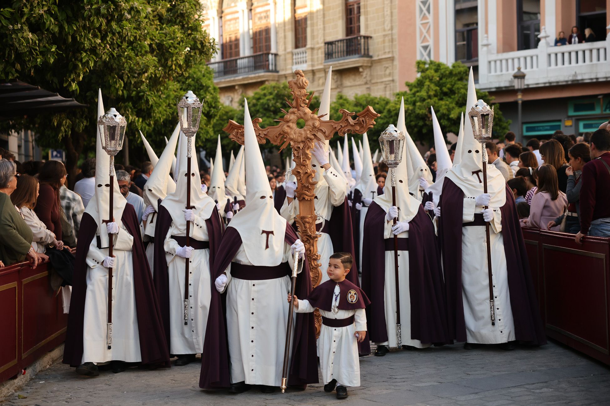 La Cruz de Guía de La Entrega, ya en el centro de Jerez.