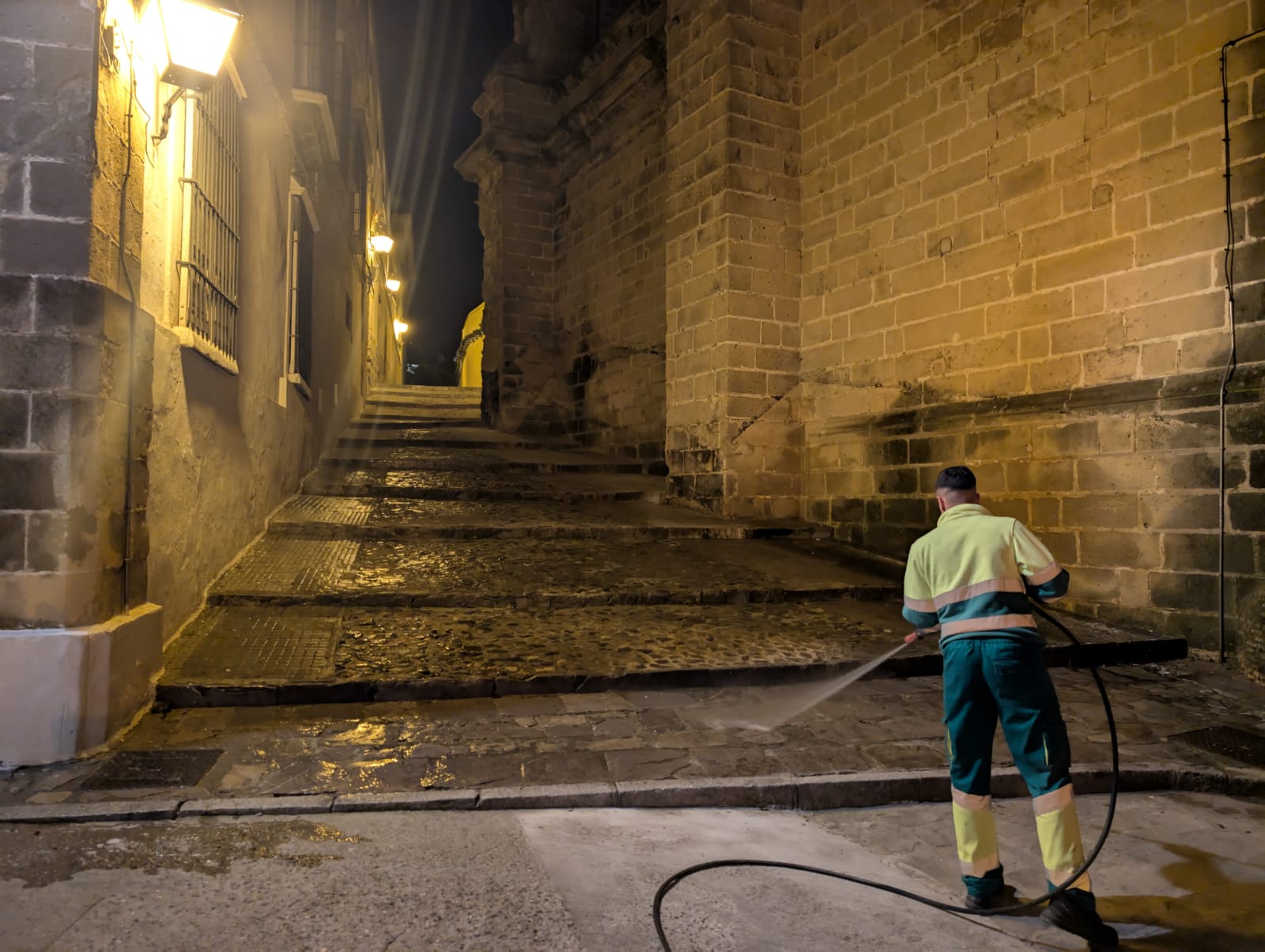 Limpieza Sabado Pasion noche jerez 2