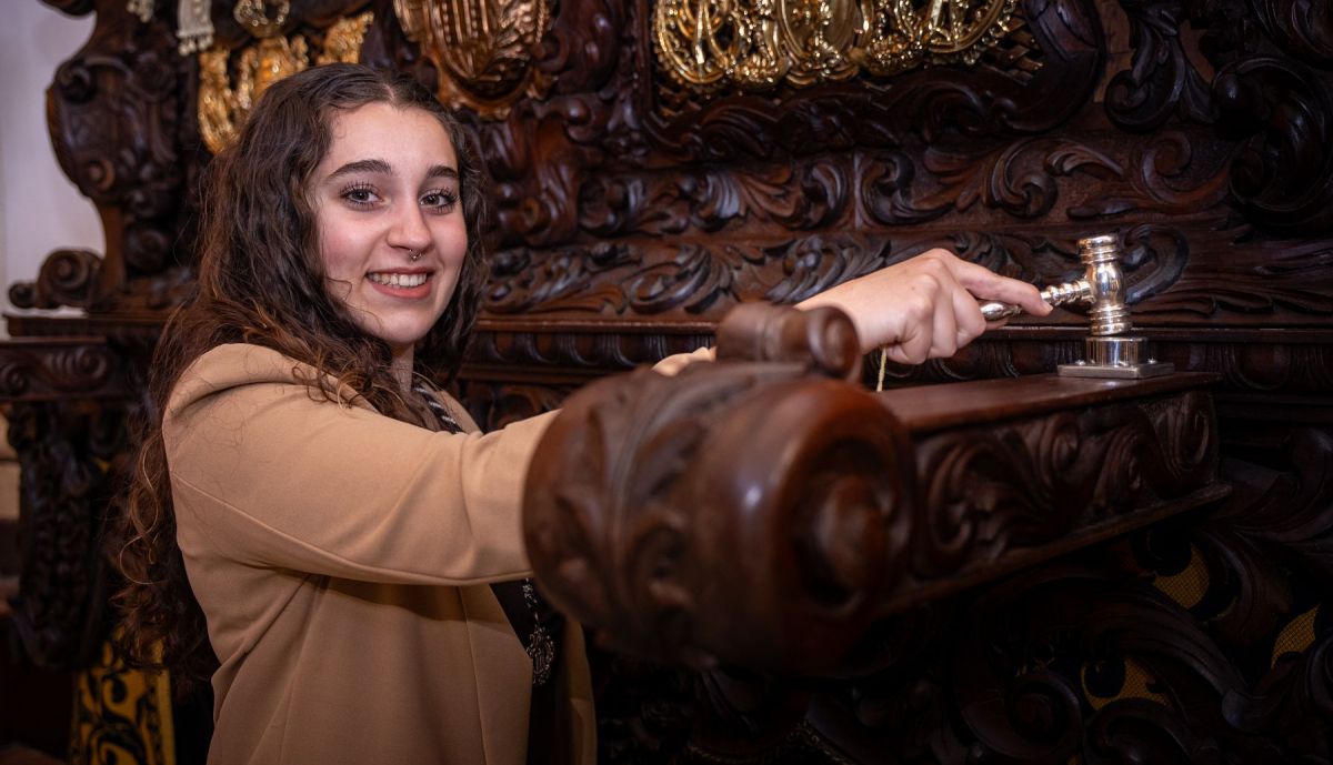 Bea Alejo Mujer capataz de Cádiz Decendimiento  6