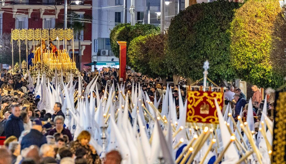 Las Penas en Carrera Oficial.