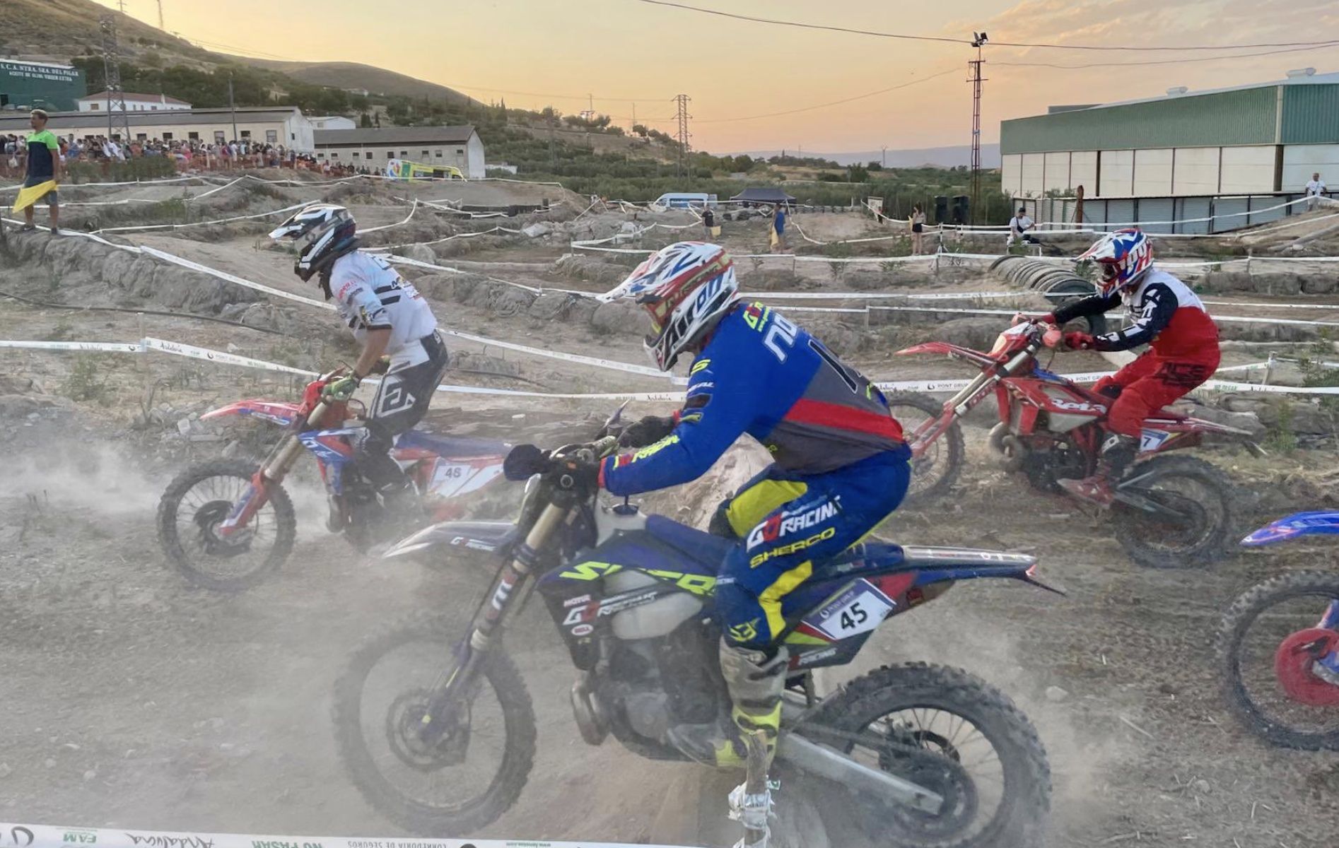 Una competición de Enduro indoor.