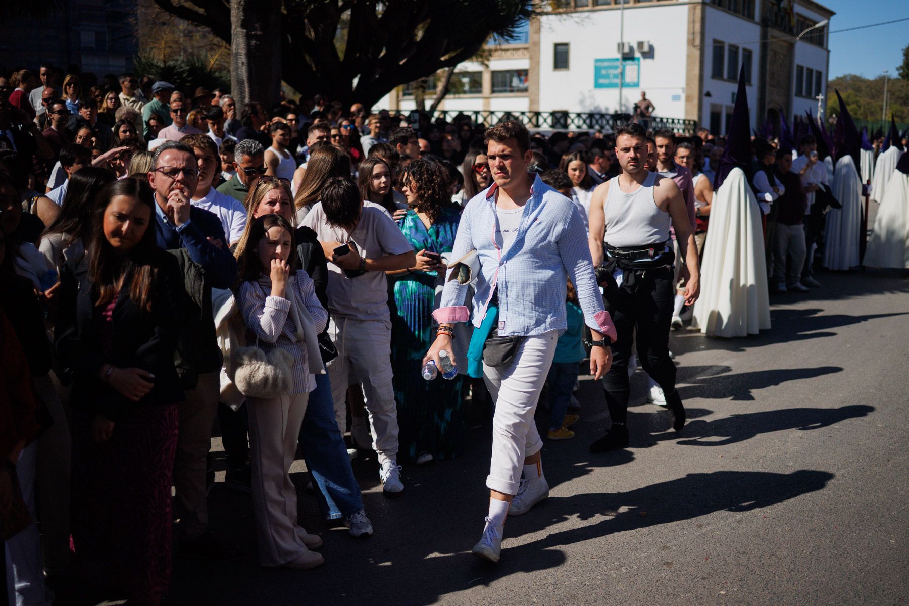 La hermandad de Candelaria, de La Plata, procesionando este Lunes Santo en Jerez