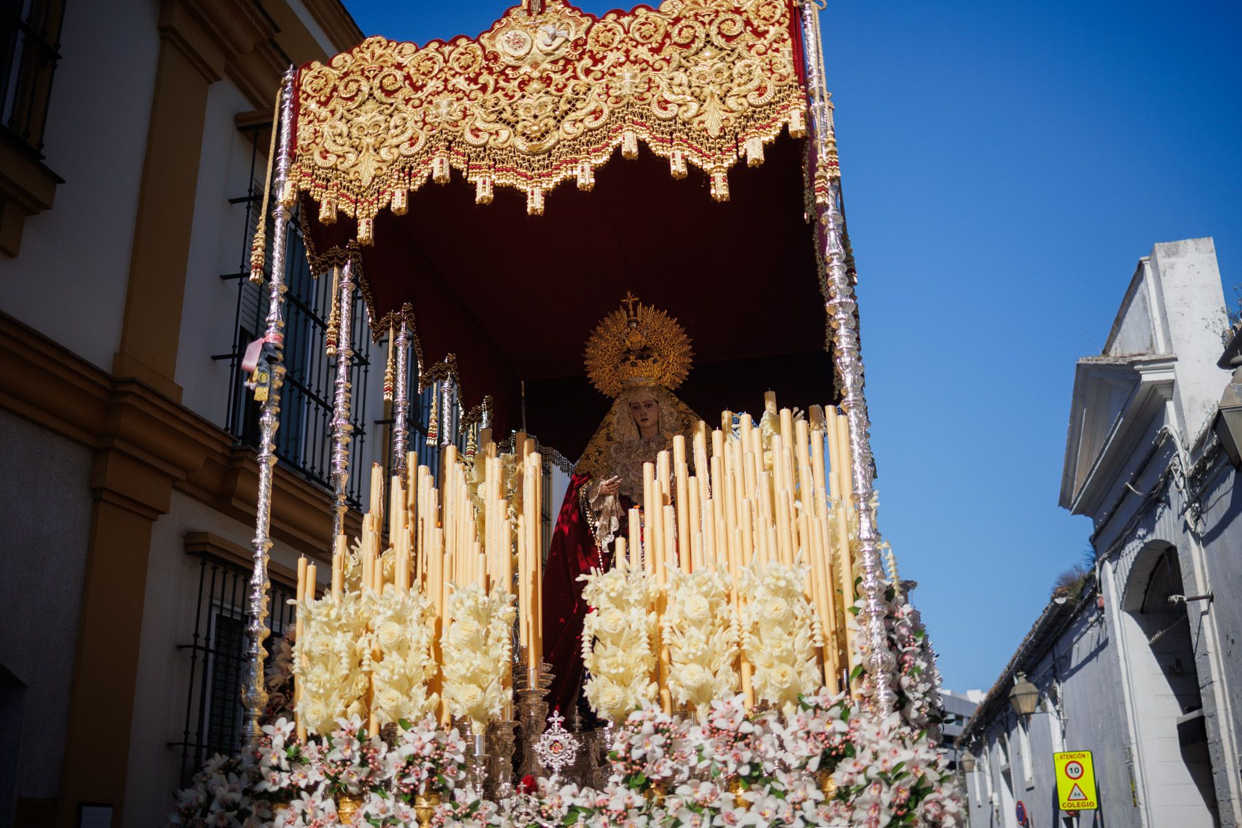 La Paz de Fátima procesiona en un Lunes Santo perfecto en Jerez
