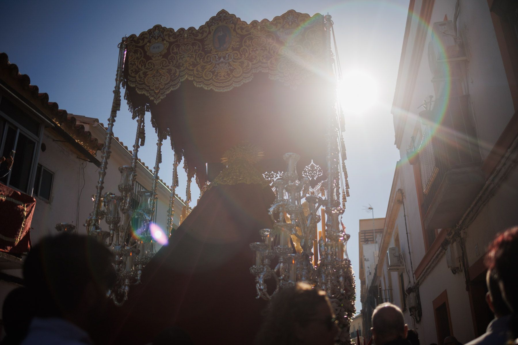 La Paz de Fátima procesiona en un Lunes Santo perfecto en Jerez