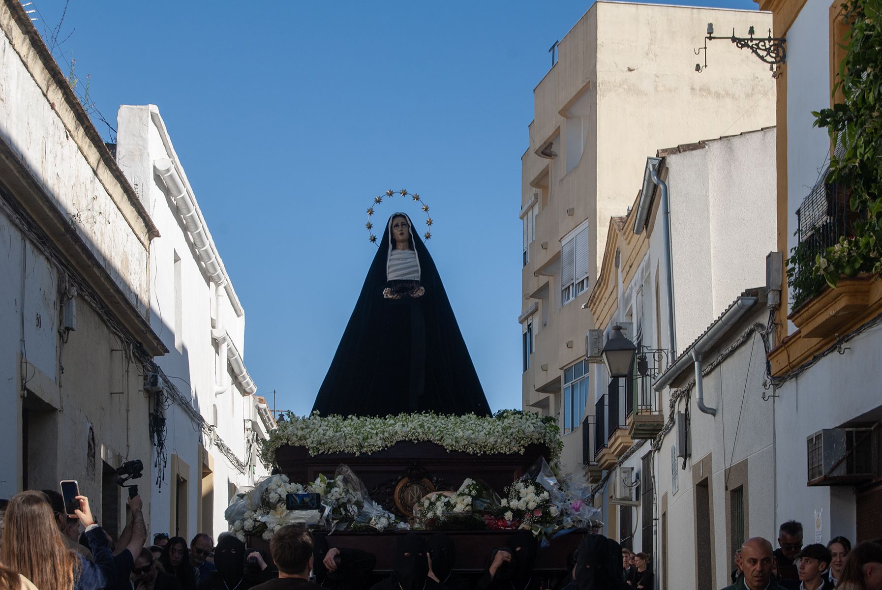 Hermandad de Amor y Sacrificio este Lunes Santo en Jerez.