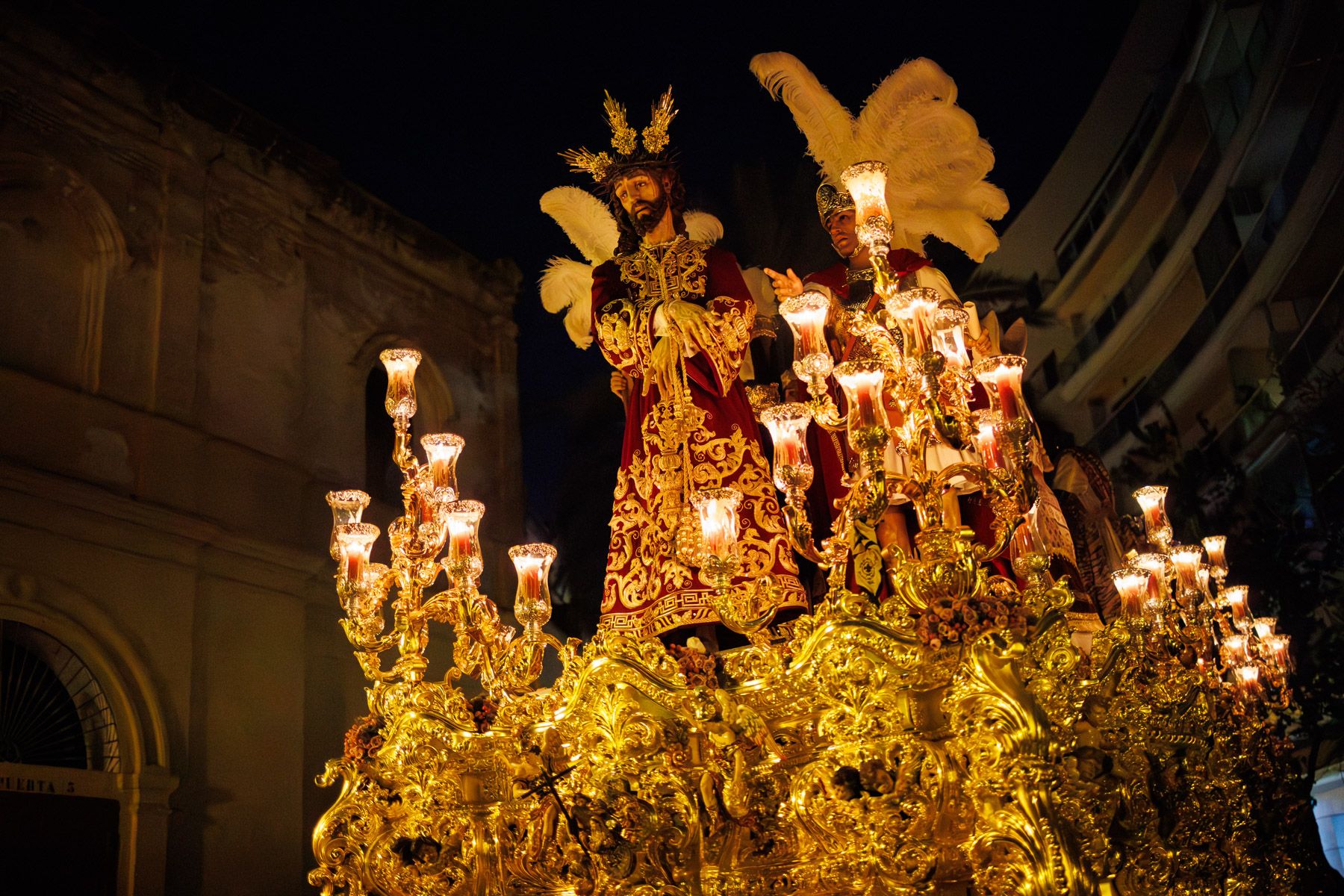 La Paz de Fátima procesiona en un Lunes Santo perfecto en Jerez
