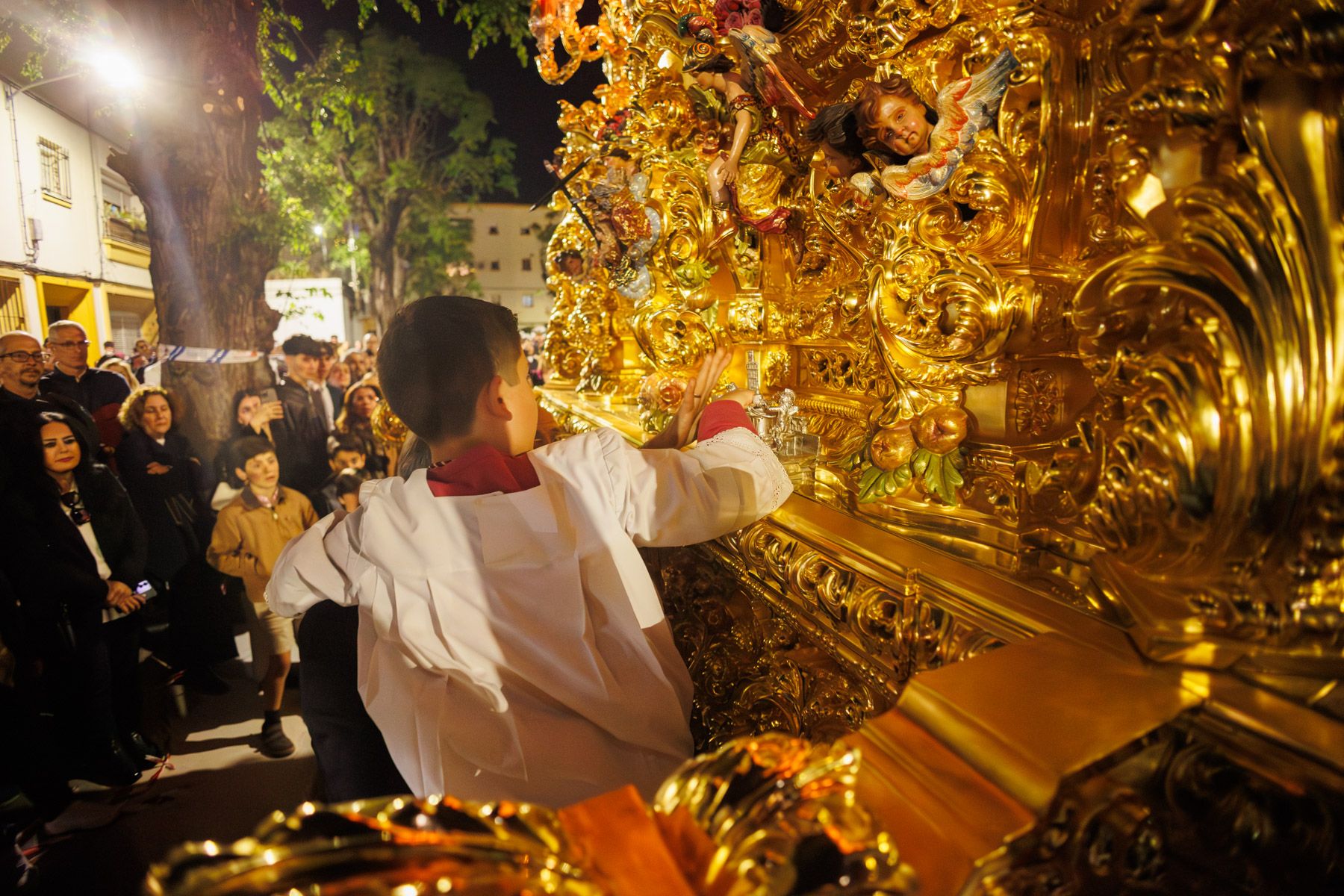 La Paz de Fátima procesiona en un Lunes Santo perfecto en Jerez