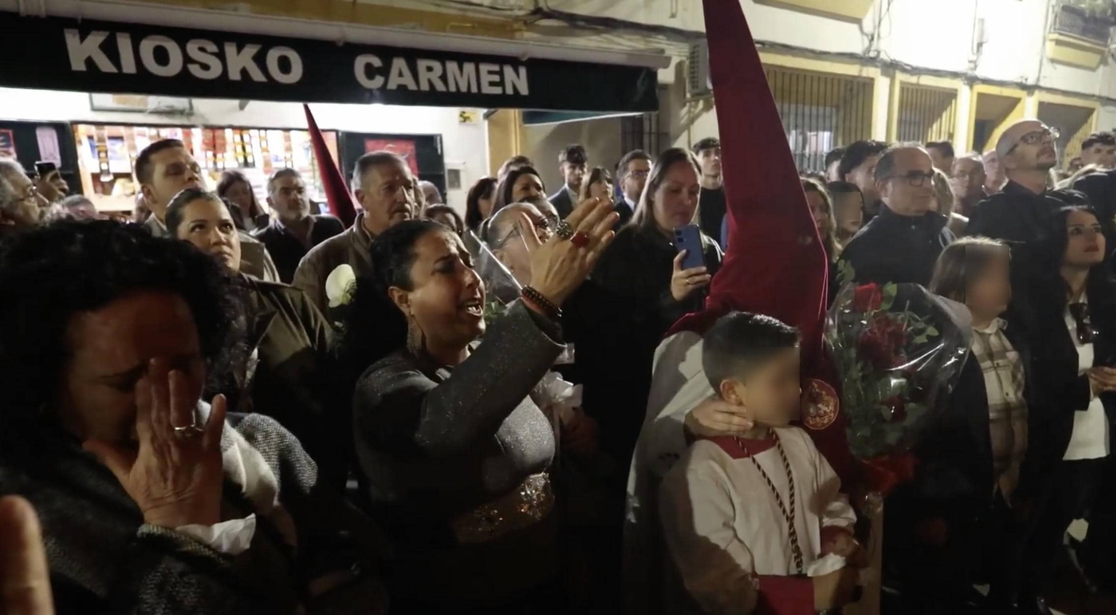 Sentida saeta a Carmen Gutiérrez, frente a La Paz de Fátima.