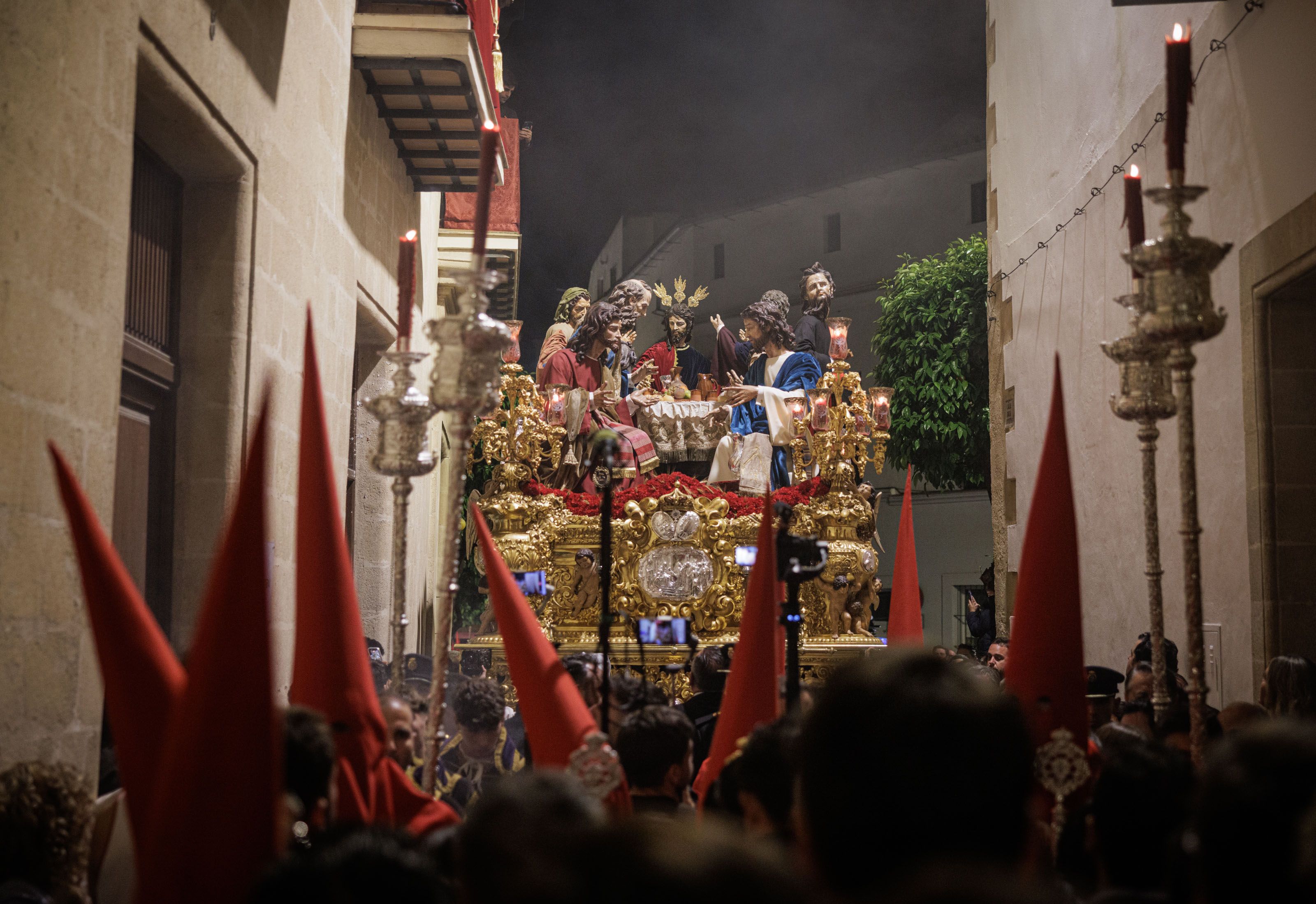 La Santa Cena sale de San Marcos este Lunes Santo en Jerez por calle Tornería.