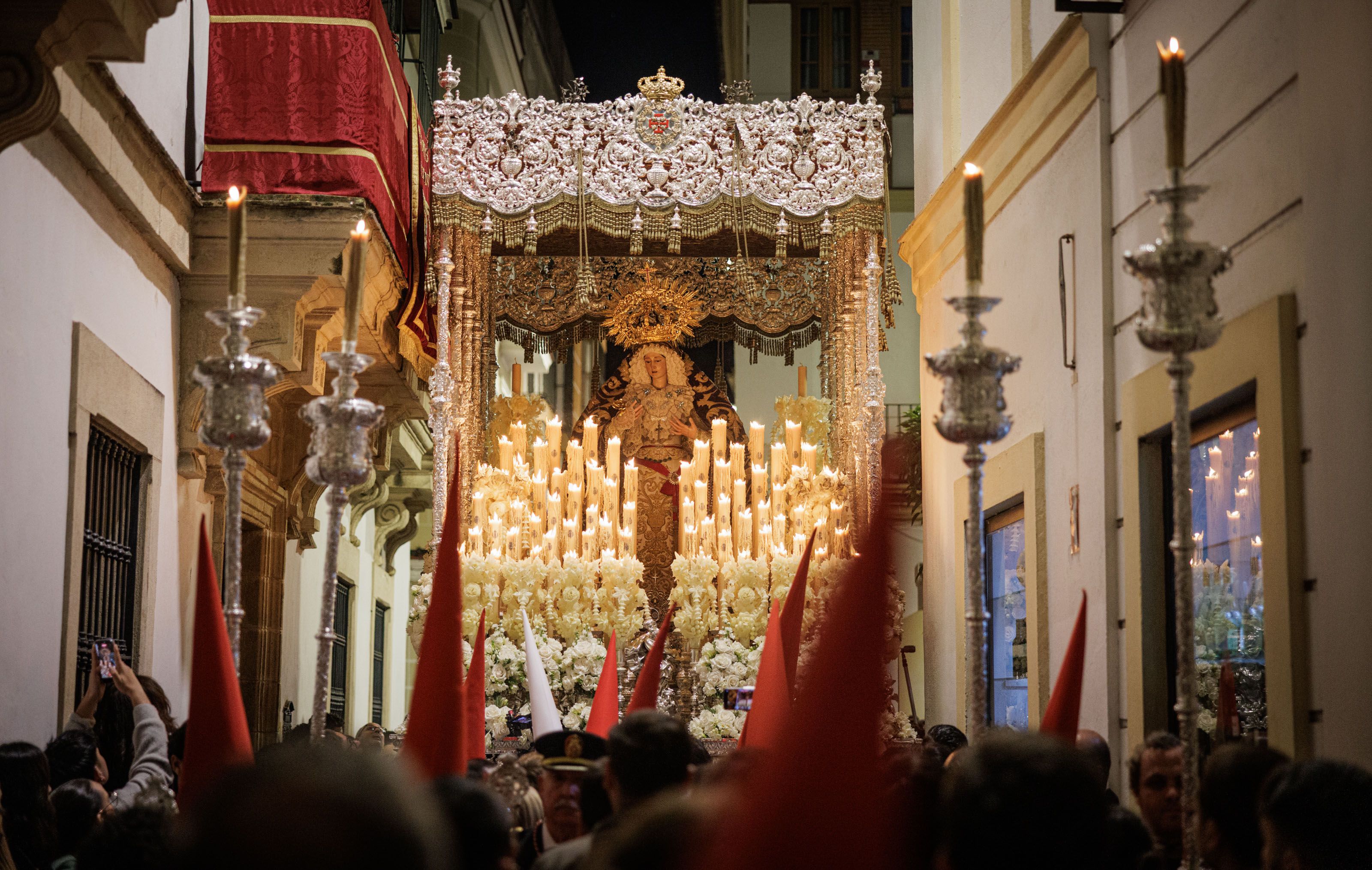 La Santa Cena sale de San Marcos este Lunes Santo en Jerez por calle Tornería.