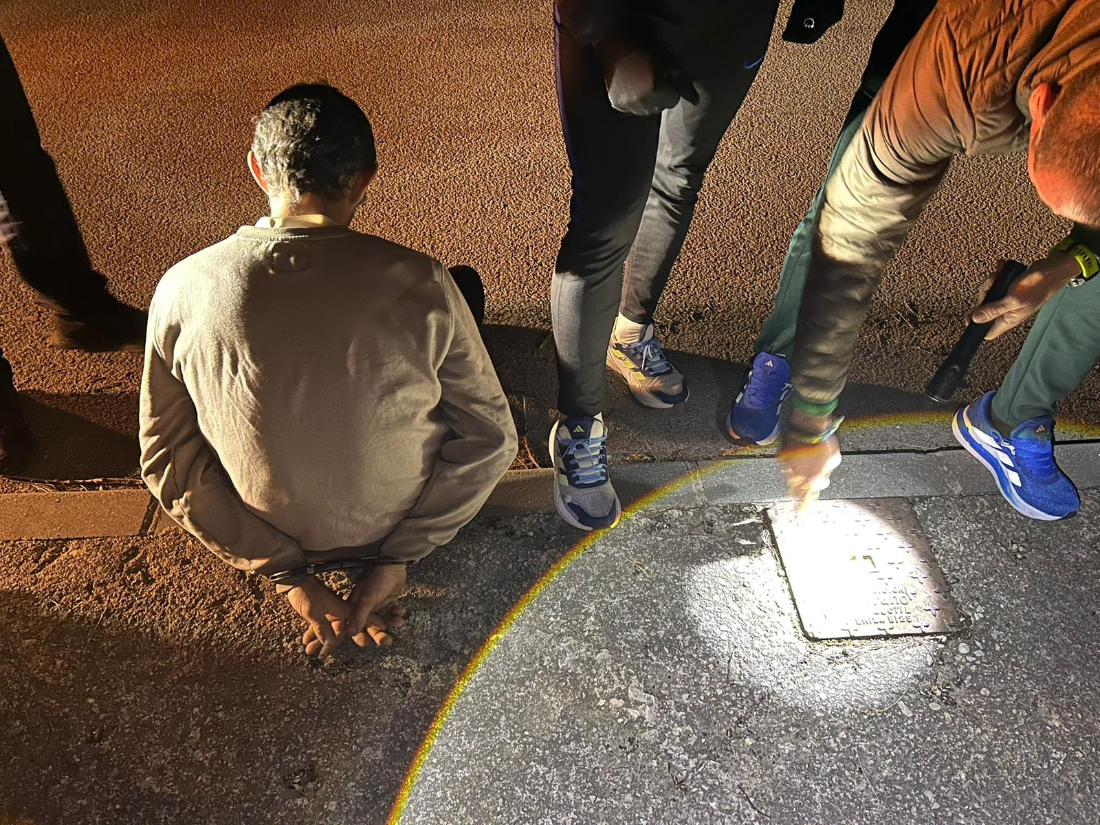 Detención de un hombre en Puerto Serrano.