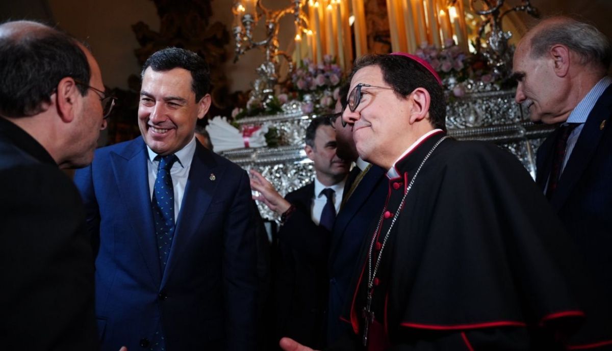 Juanma Moreno Cadiz hermandad Jesus Caido Martes Santo 2026