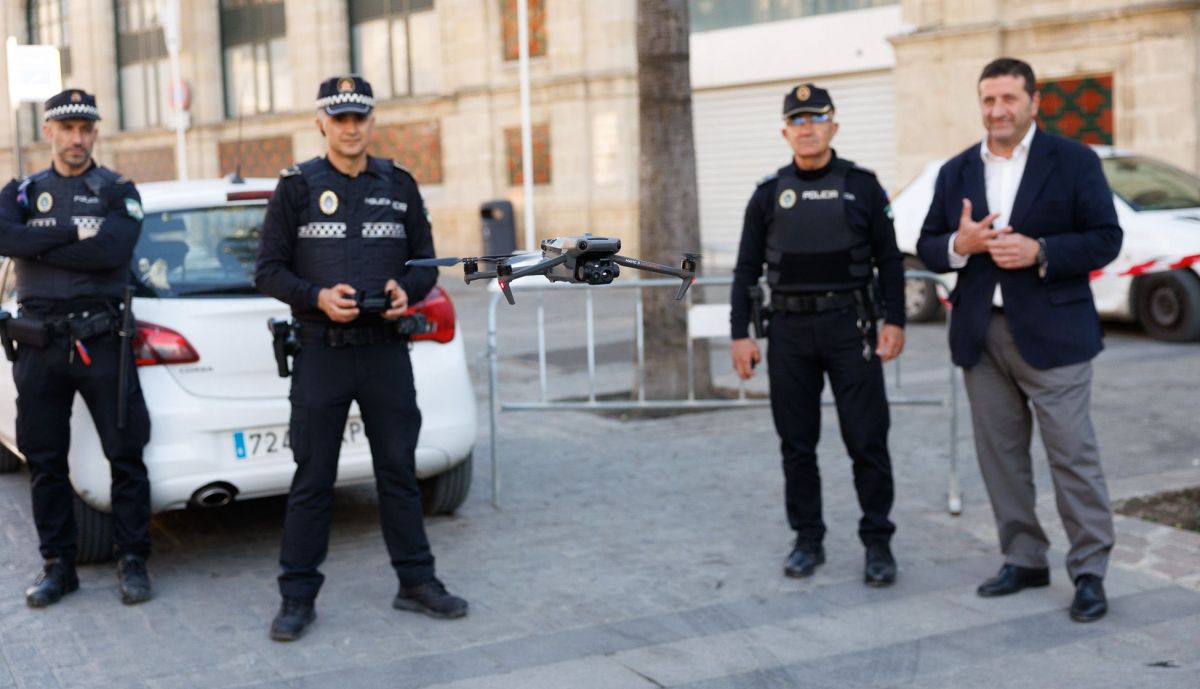 Drone Policia Local Jerez  Semana Santa Seguridad Cabrales , Jose Ignacio Martinez delegado 3
