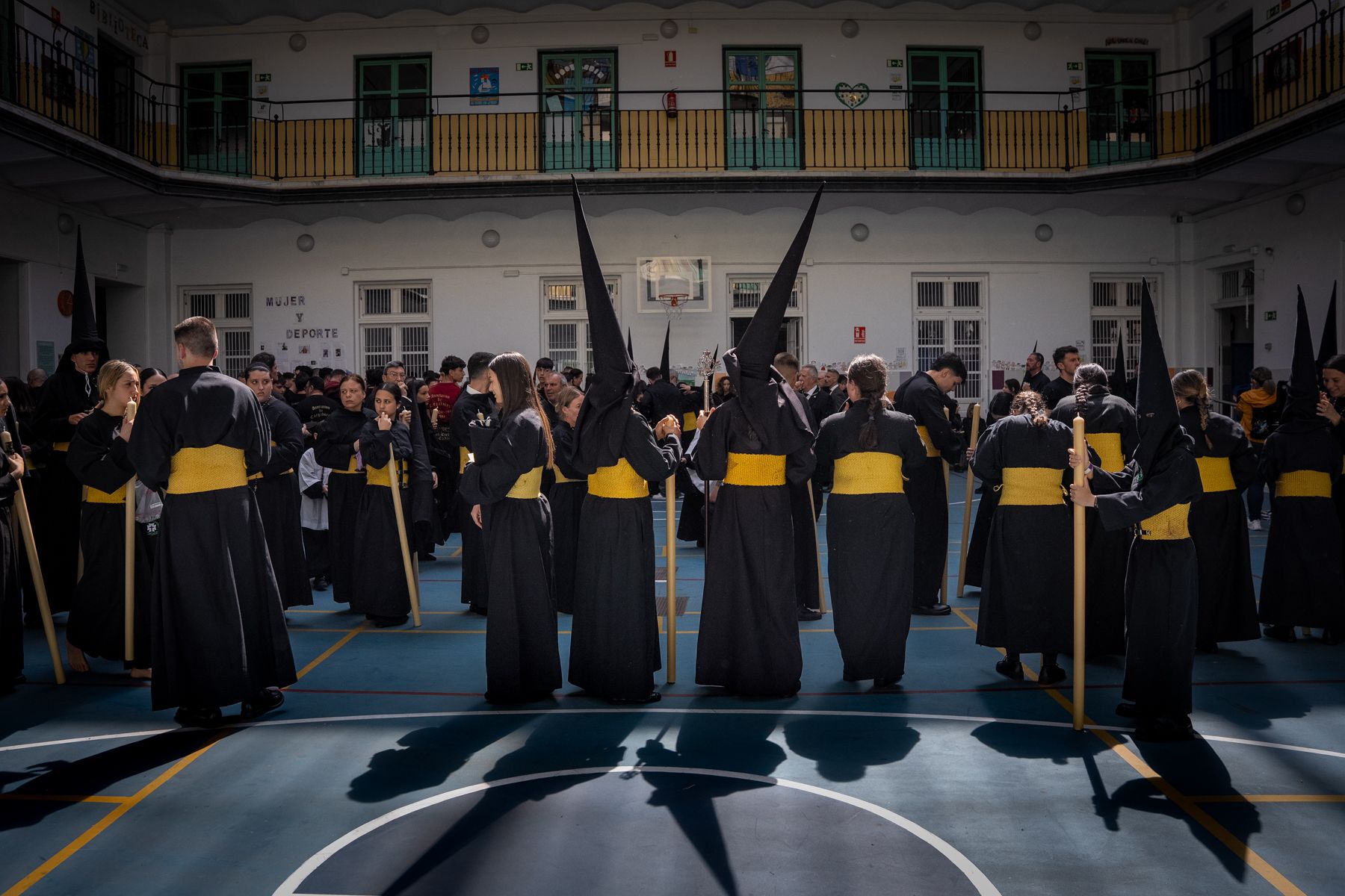 Imágenes de un Martes Santo radiante en Cádiz