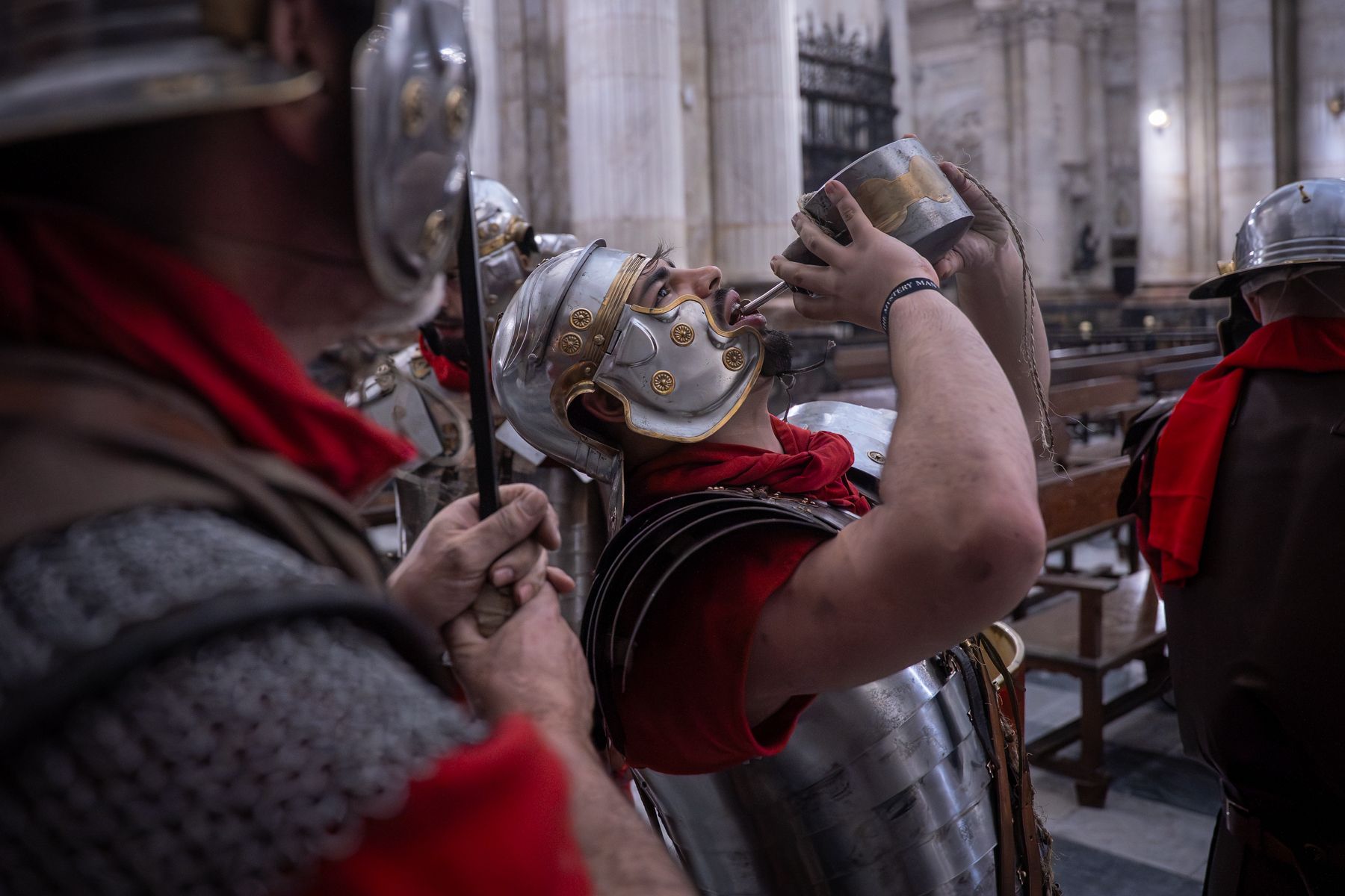 Imágenes de un Martes Santo radiante en Cádiz