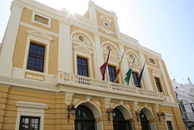 Fachada del Ayuntamiento de Chiclana.