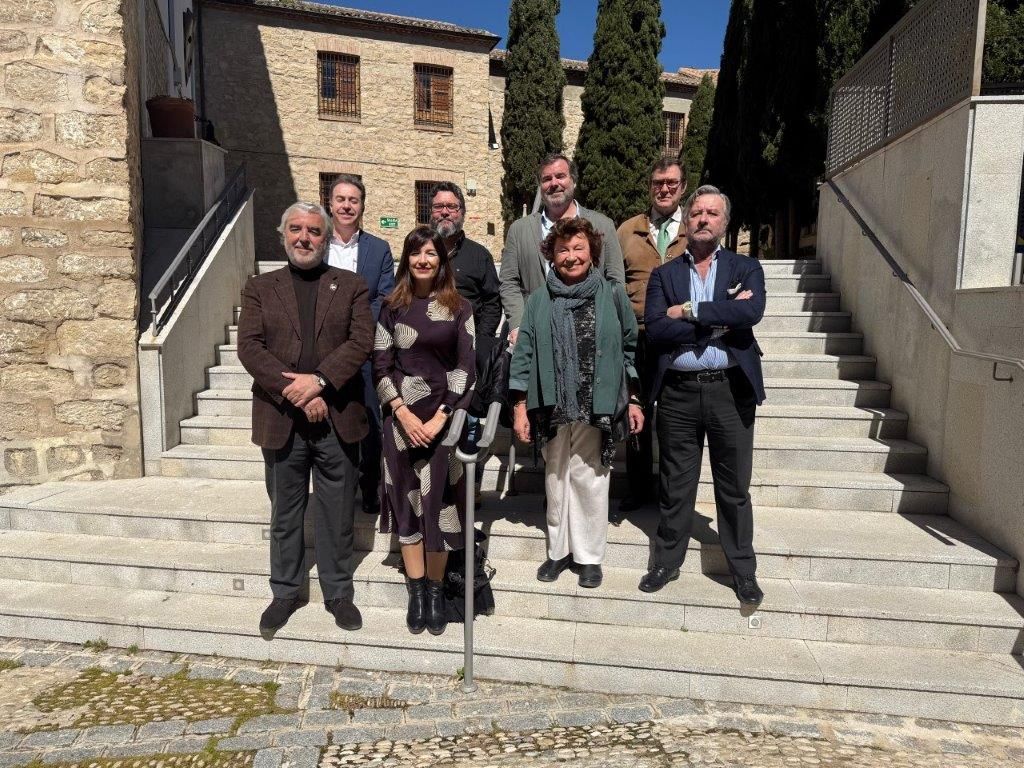 Junta directiva de la Asamblea Anual de la Academia Andaluza de Gastronomía y Turismo (AAGT).