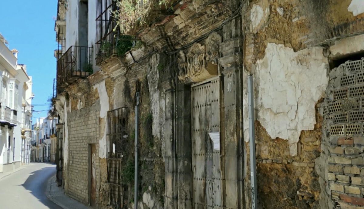 Exterior de la Casa Colom en Sanlúcar.