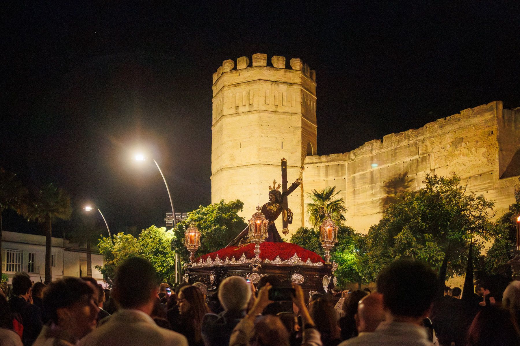 Las Tres Caídas un Miércoles Santo desde San Miguel