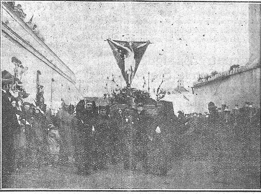 Procesión del Cristo de la Expiración por su barrio en 1929.