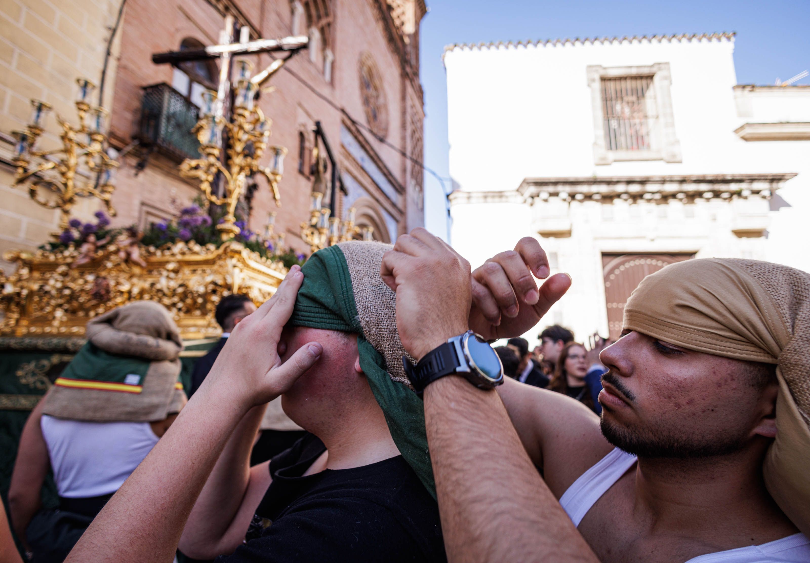 La salida de la Hermandad de la Vera-Cruz este Jueves Santo de 2026, en imágenes.