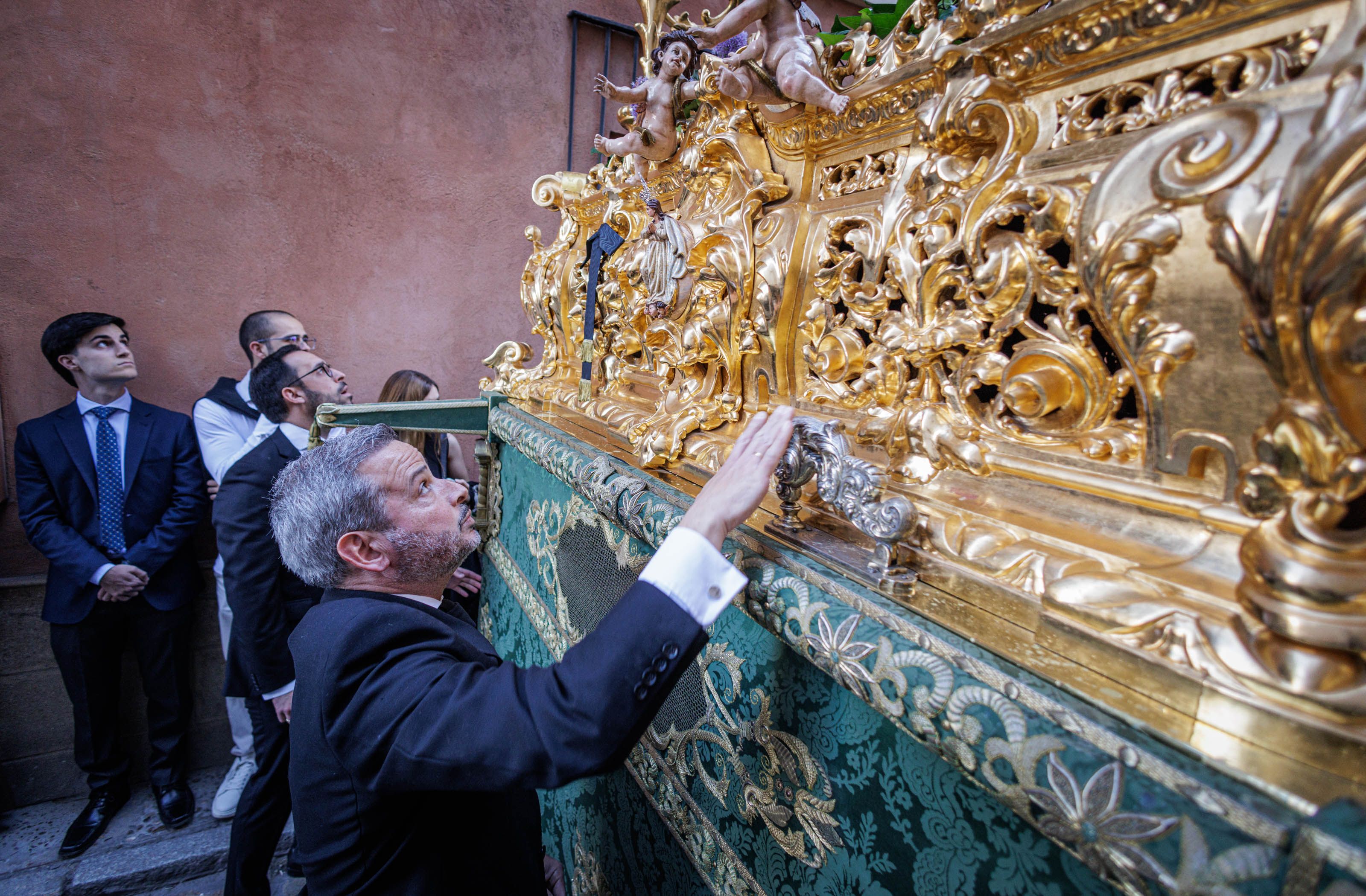 La salida de la Hermandad de la Vera-Cruz este Jueves Santo de 2026, en imágenes.