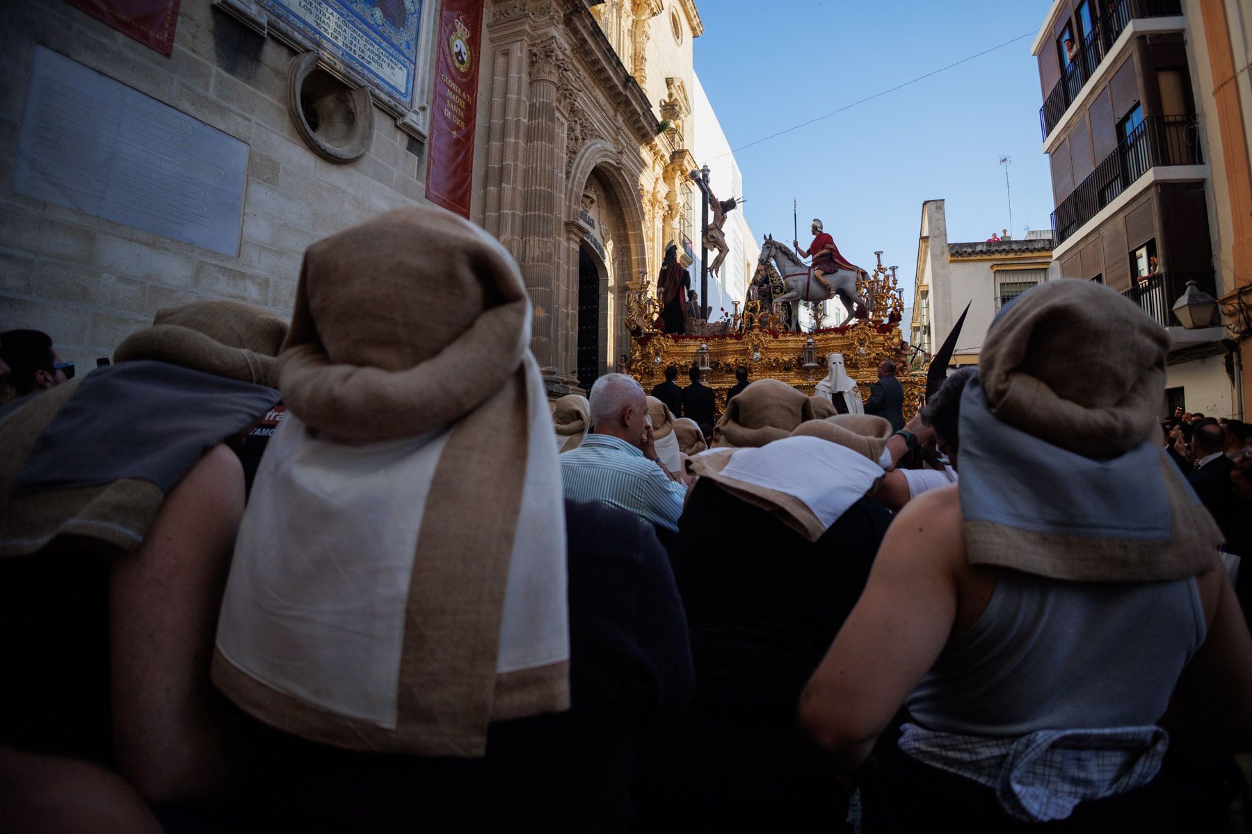 La Lanzada procesionando el Jueves Santo 