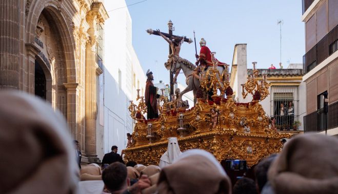 El misterio de La Lanzada, tras salir del Carmen.