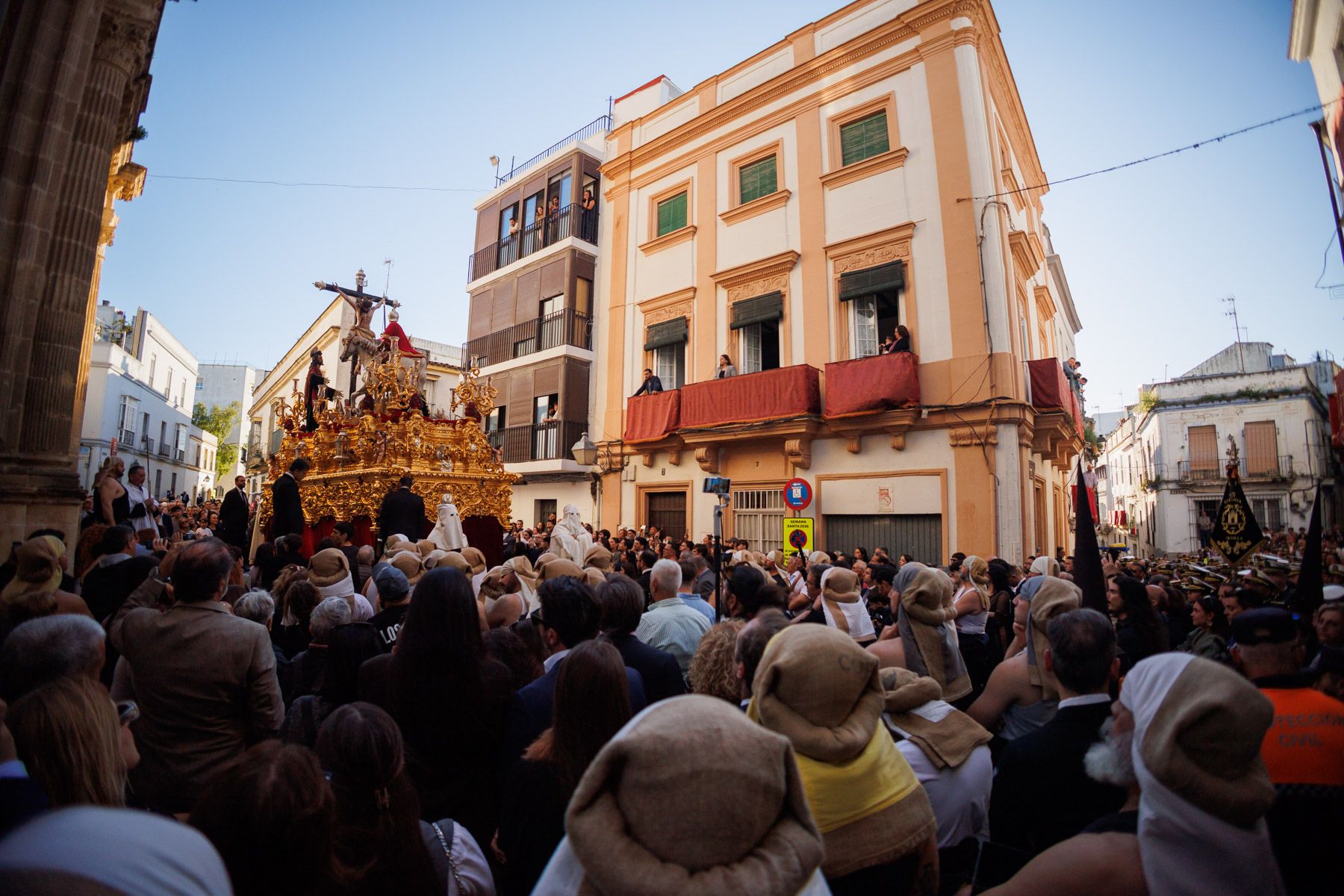 La Lanzada procesionando el Jueves Santo 