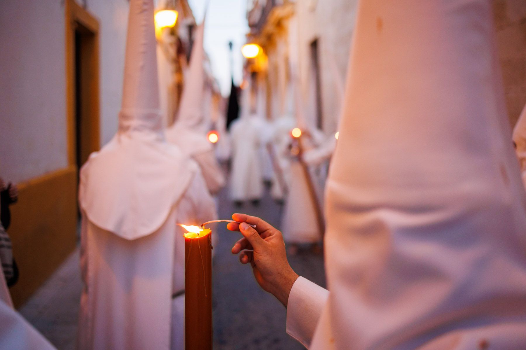 La Hermandad de Humildad y Paciencia por el barrio San Pedro este Jueves Santo de 2026.