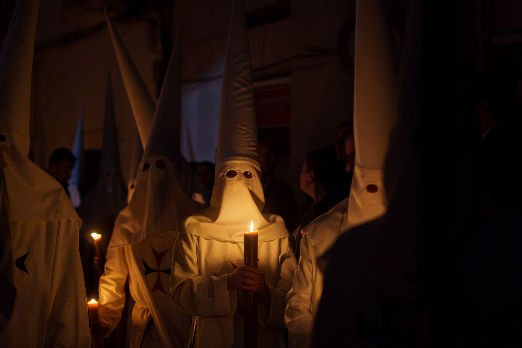 La Hermandad de Humildad y Paciencia por el barrio San Pedro este Jueves Santo de 2026.