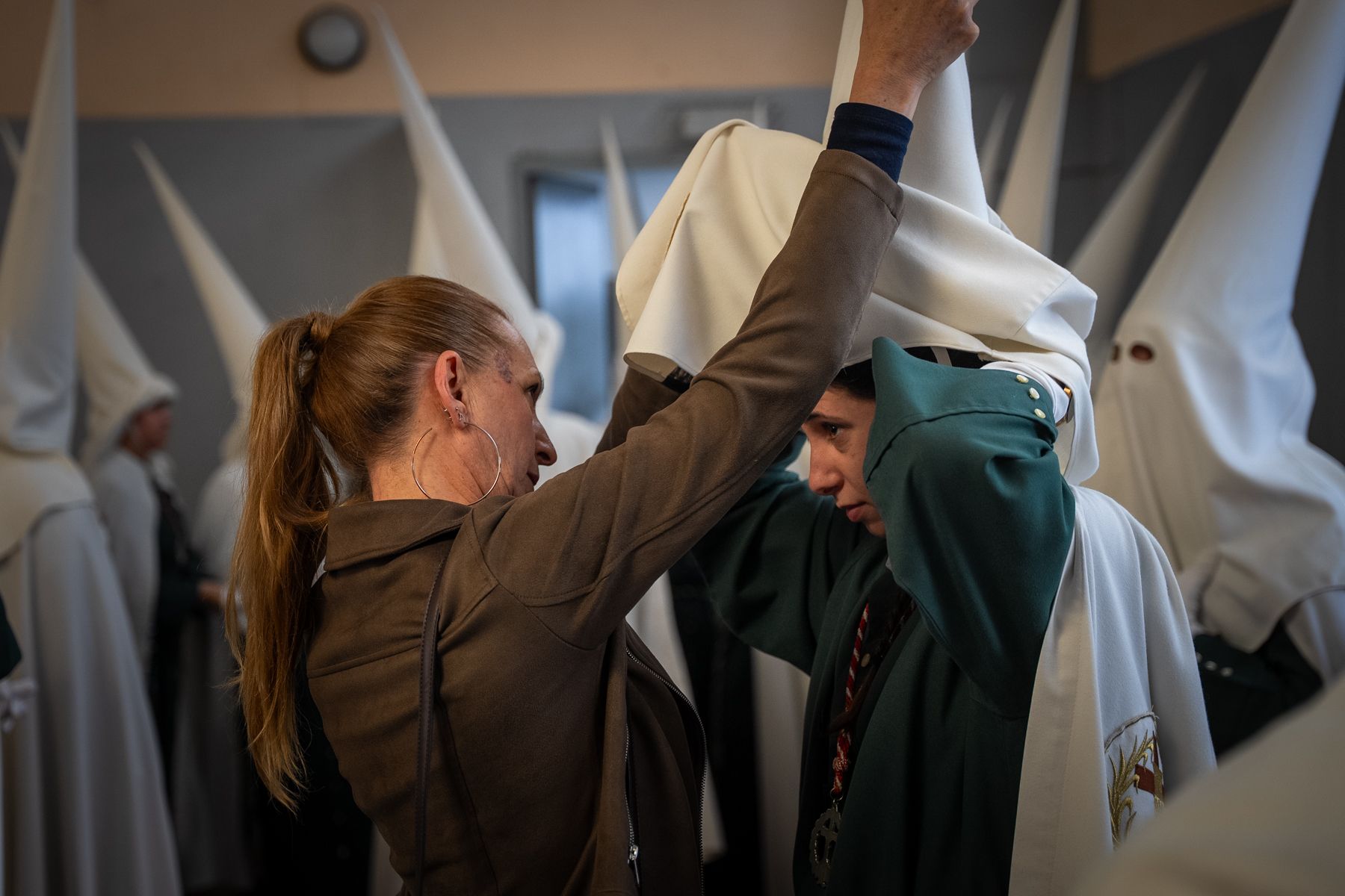 Jueves Santo de luz en Cádiz y Madrugada de silencio y recogimiento