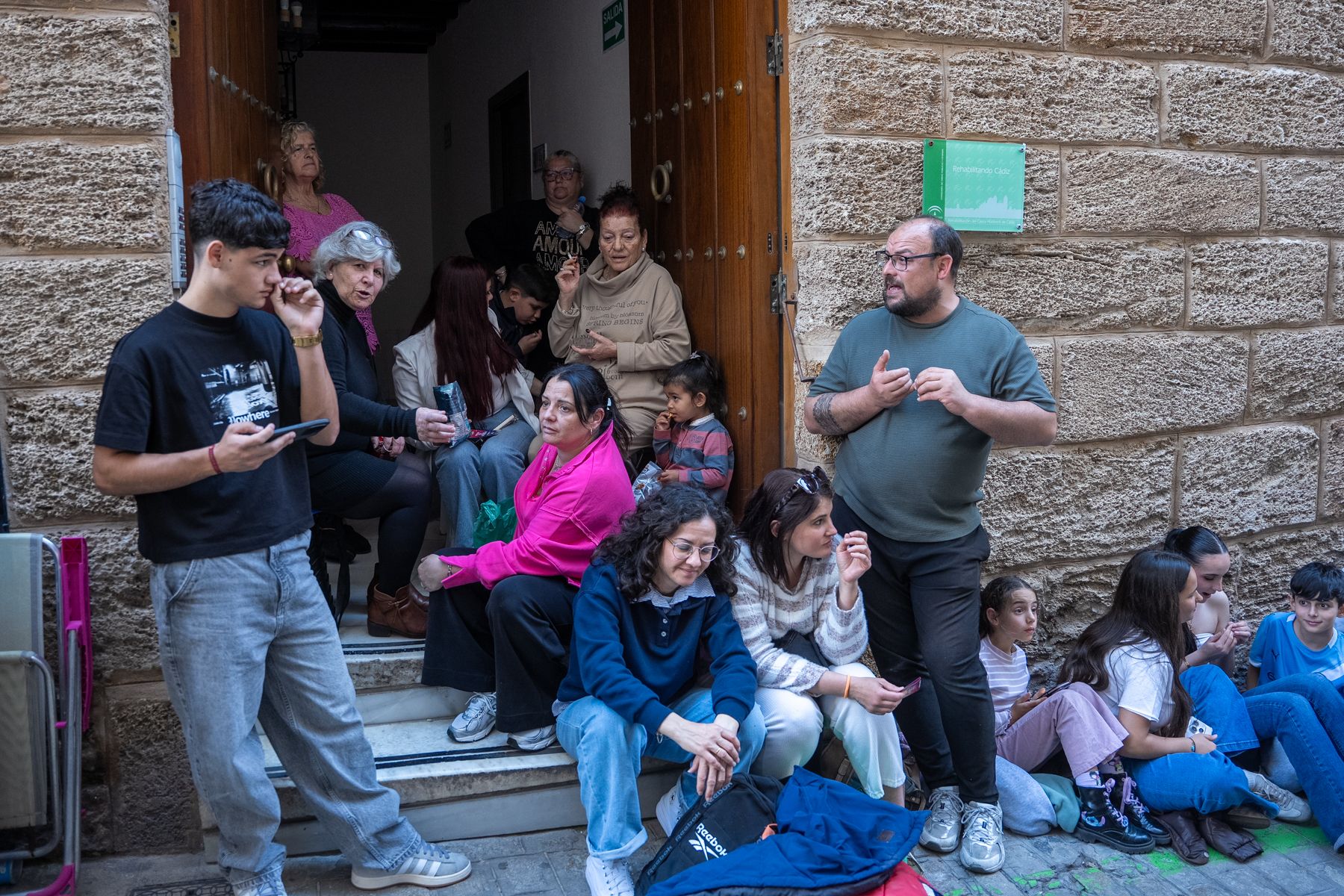 Jueves Santo de luz en Cádiz y Madrugada de silencio y recogimiento