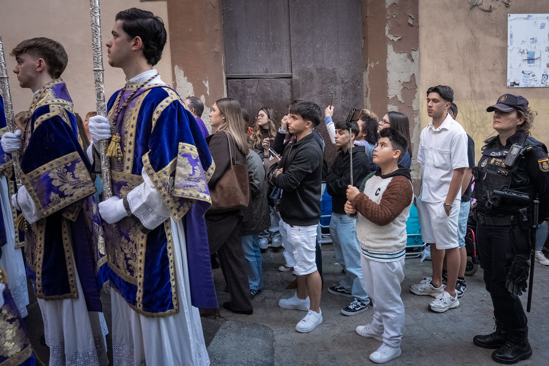 Jueves Santo de luz en Cádiz y Madrugada de silencio y recogimiento